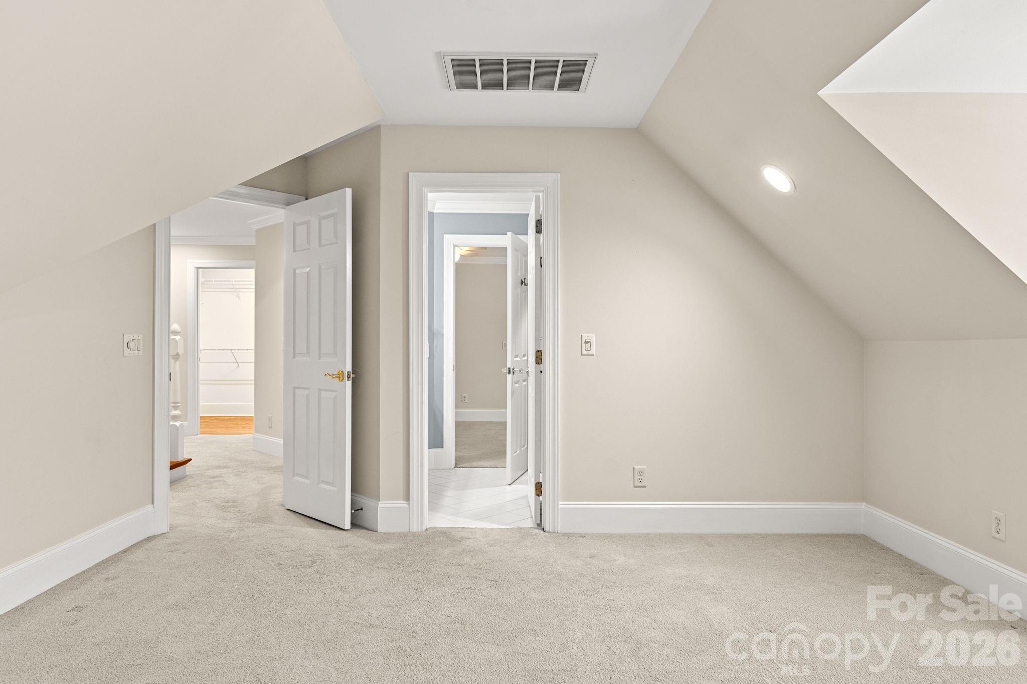 5604 Challis View Lane — Charlotte