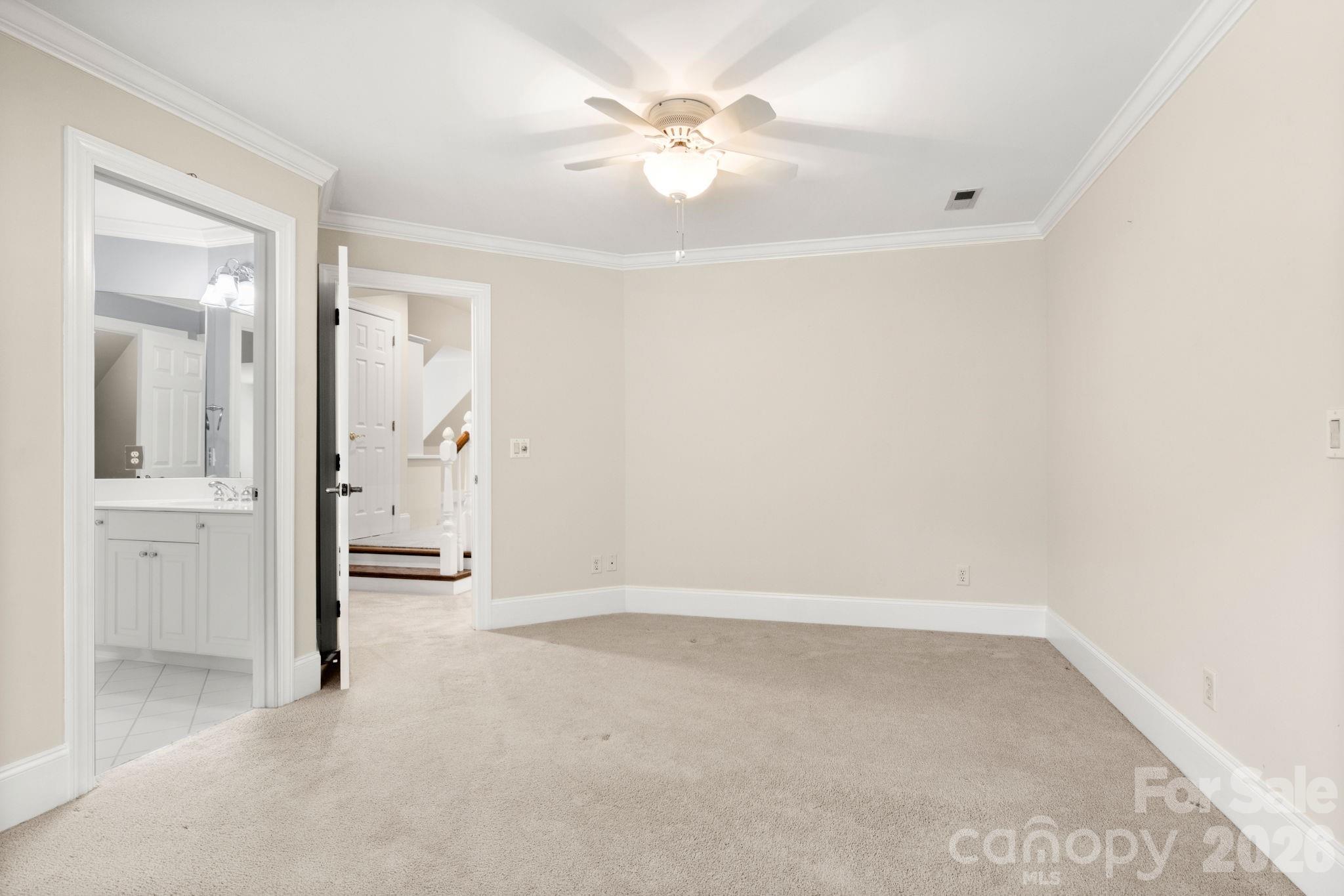 5604 Challis View Lane — Charlotte