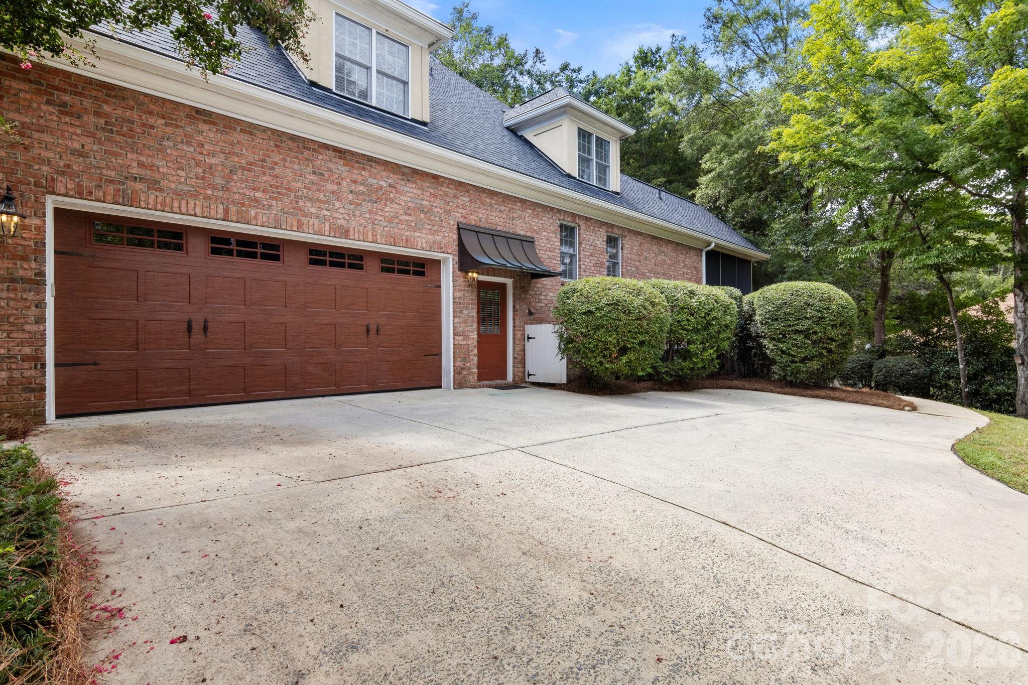 5604 Challis View Lane — Charlotte