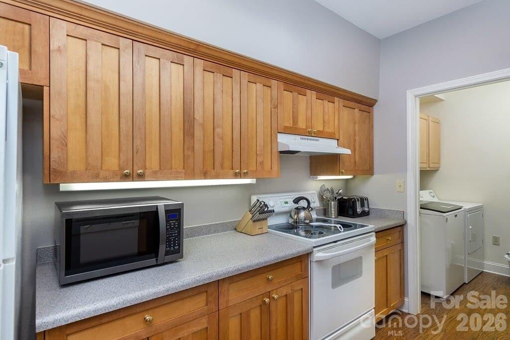 162 Stonecrest Court — Lake Lure