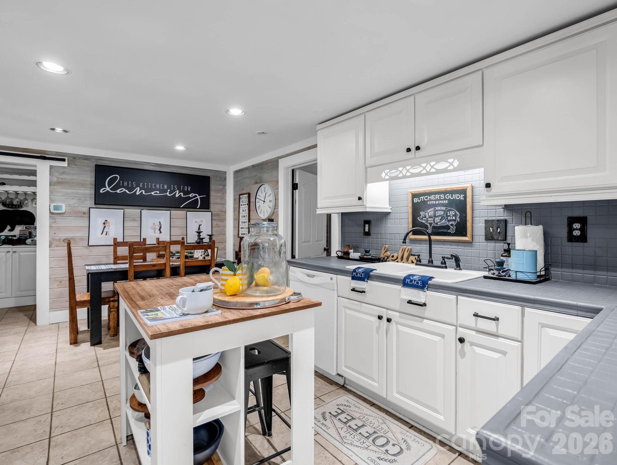 485 Grandview Drive — Lake Lure