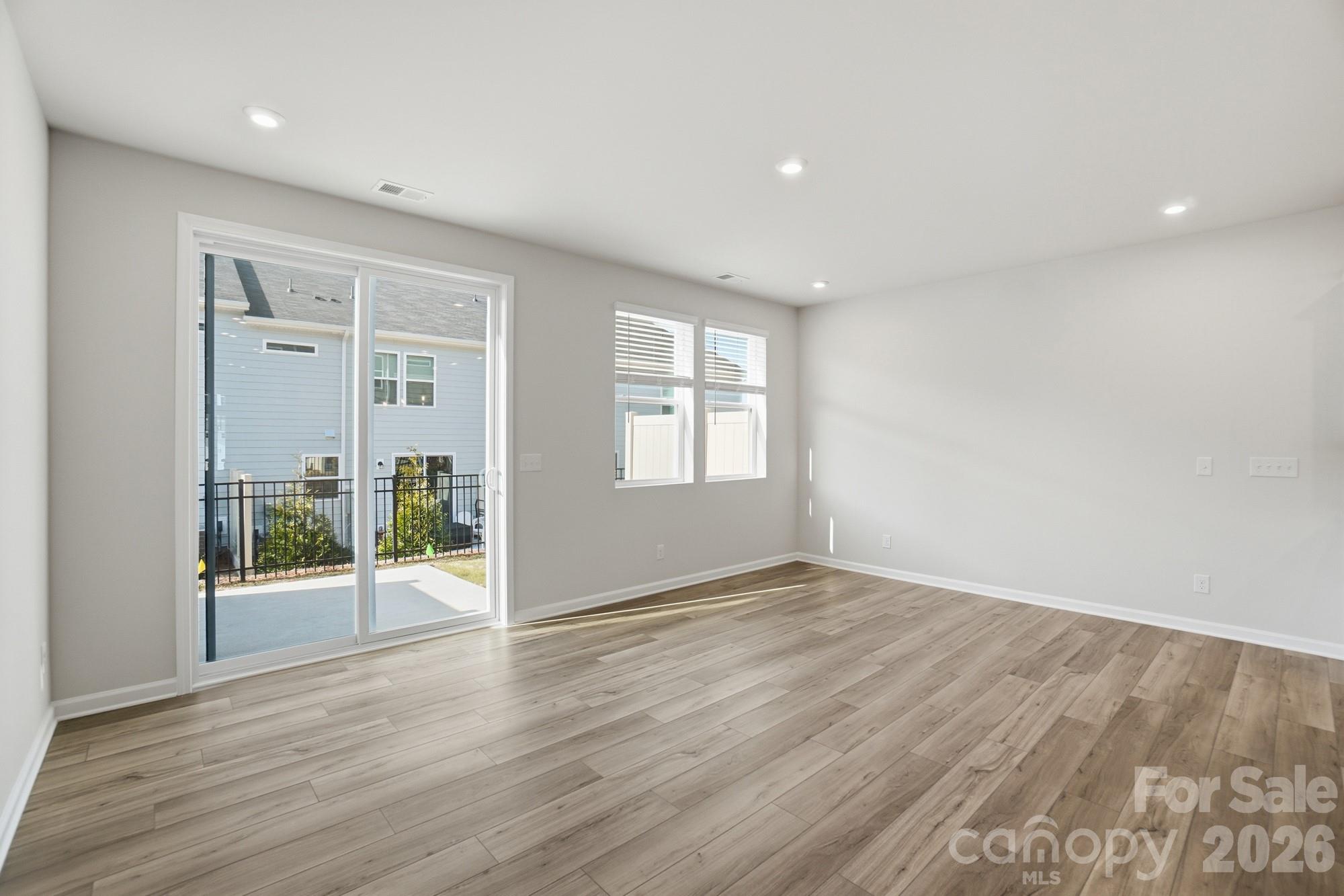 340 Laura Elizabeth Lane — Clover
