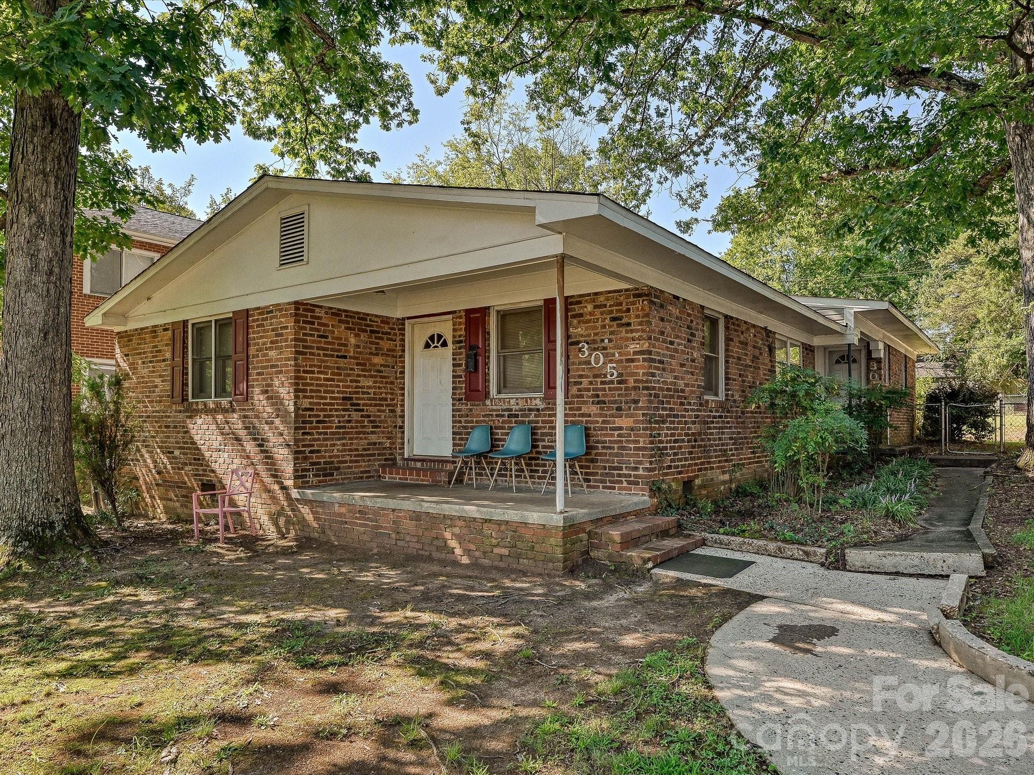 305 Keswick Avenue — Charlotte