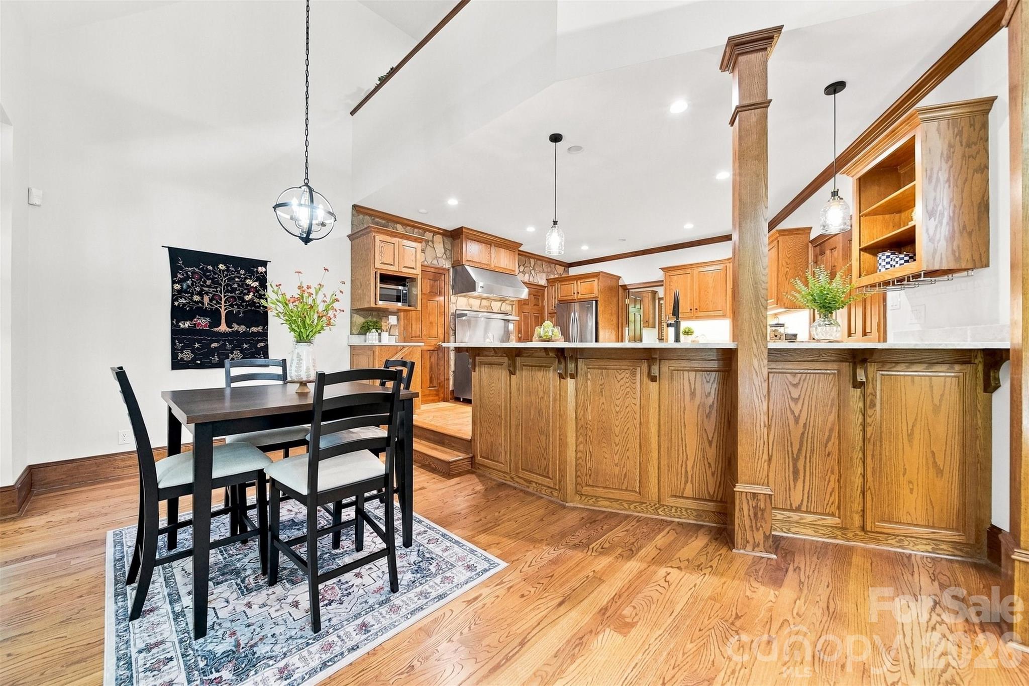 296 Culloden Road — Iron Station