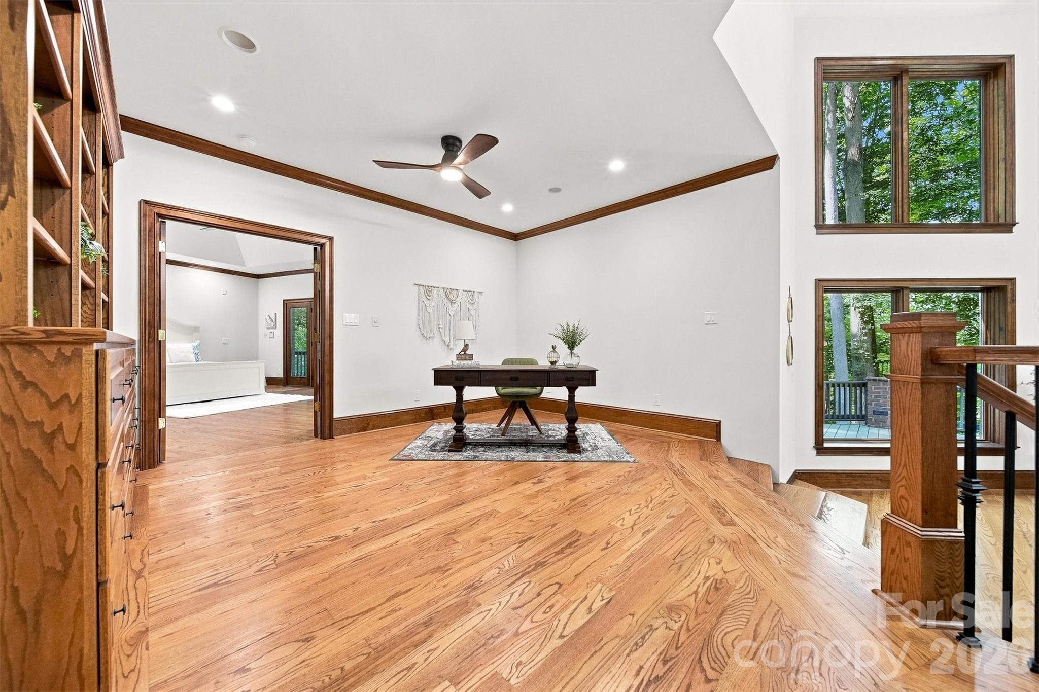 296 Culloden Road — Iron Station