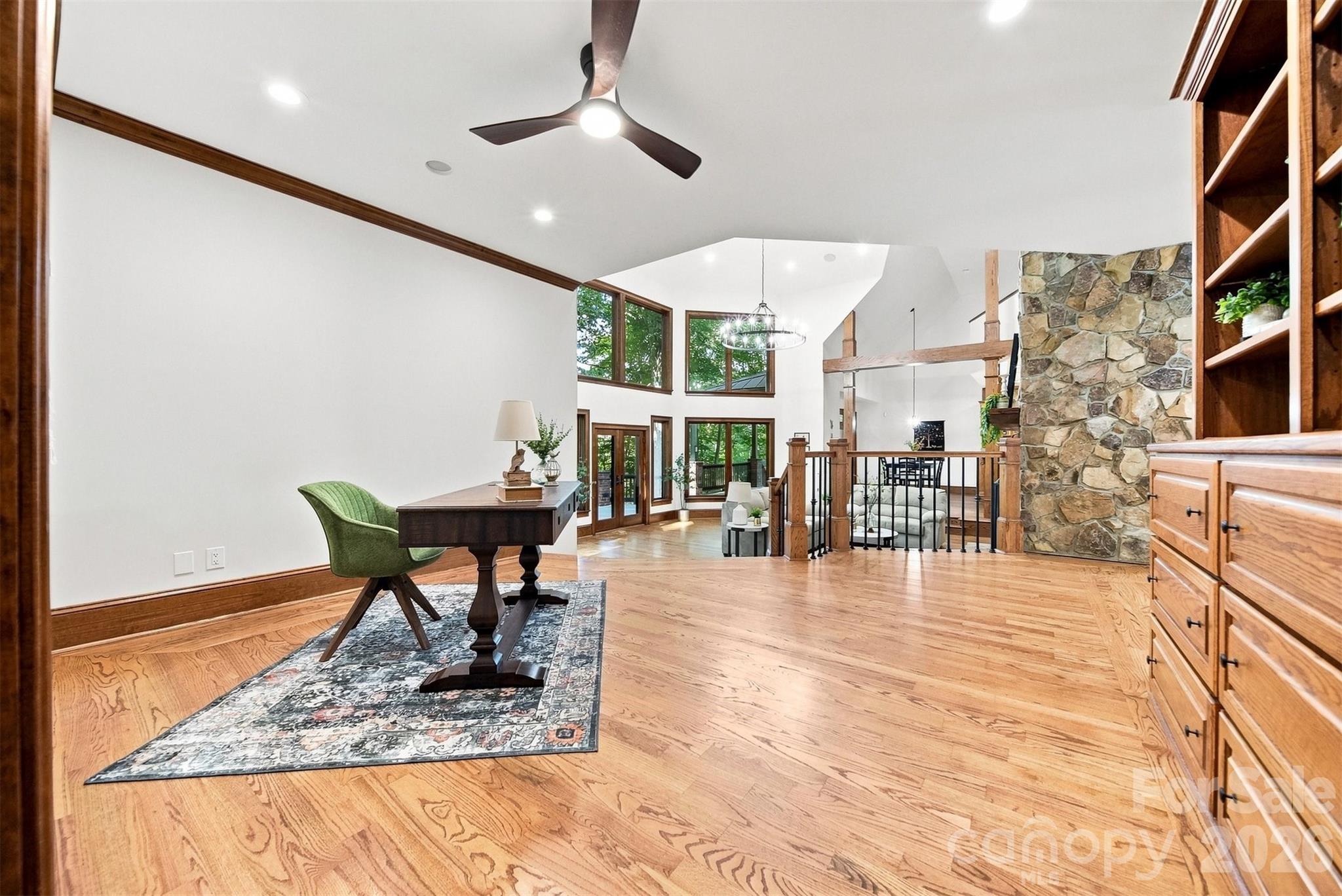 296 Culloden Road — Iron Station