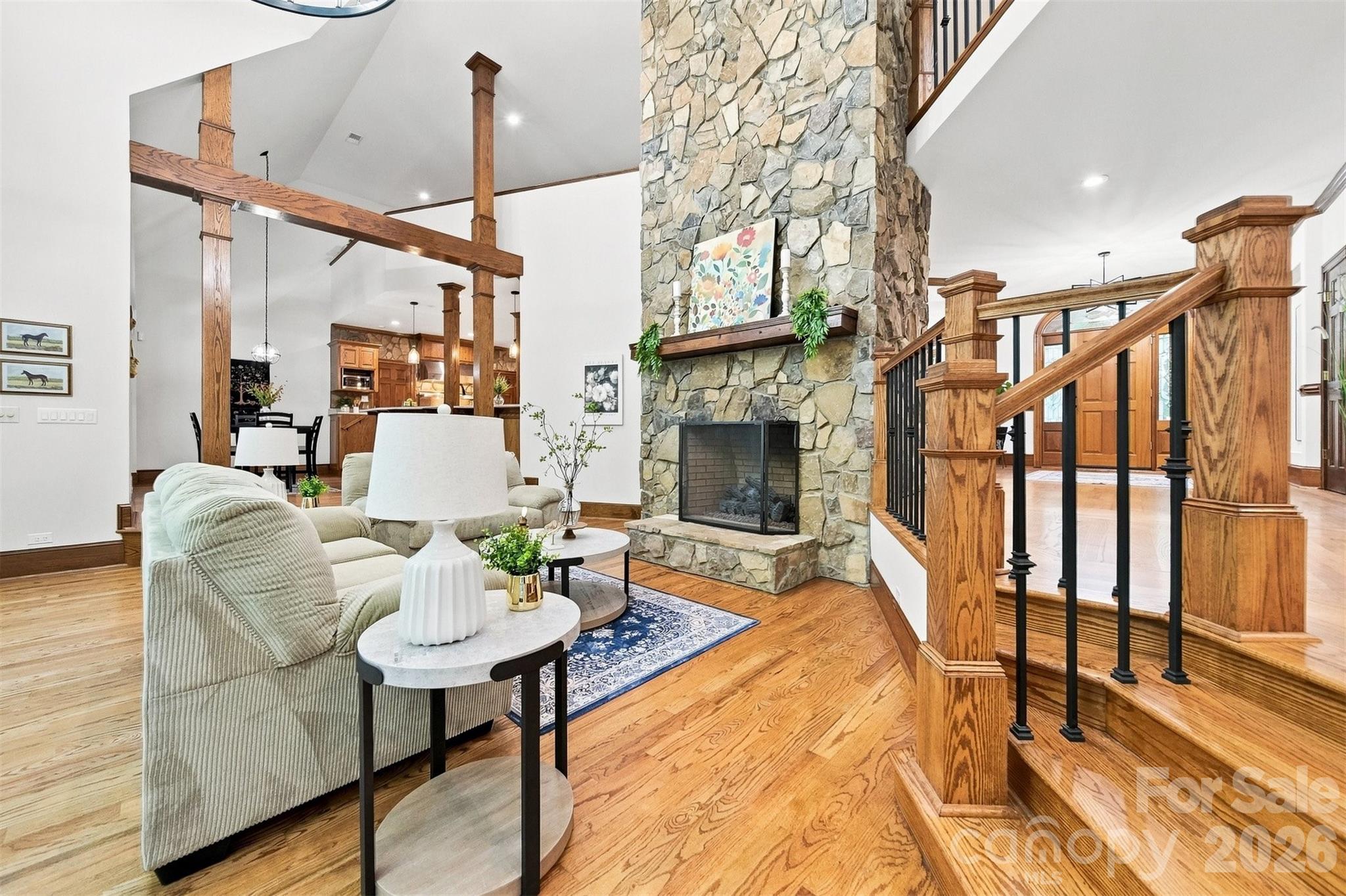296 Culloden Road — Iron Station