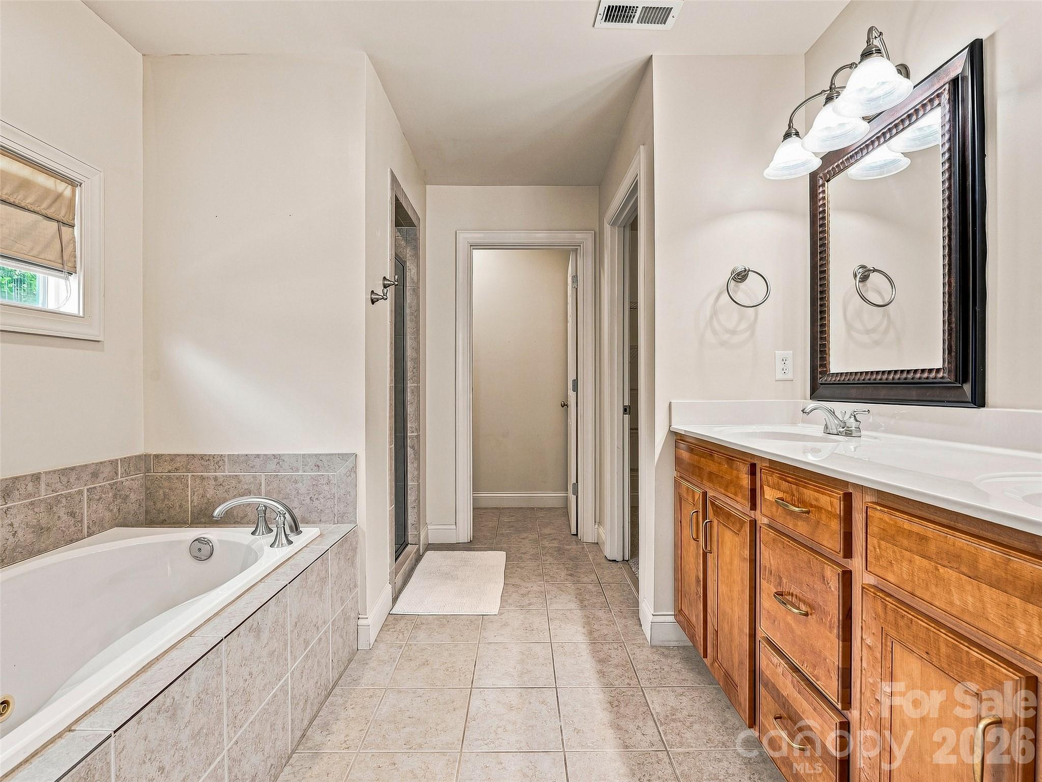 5 Amelia Court — Arden