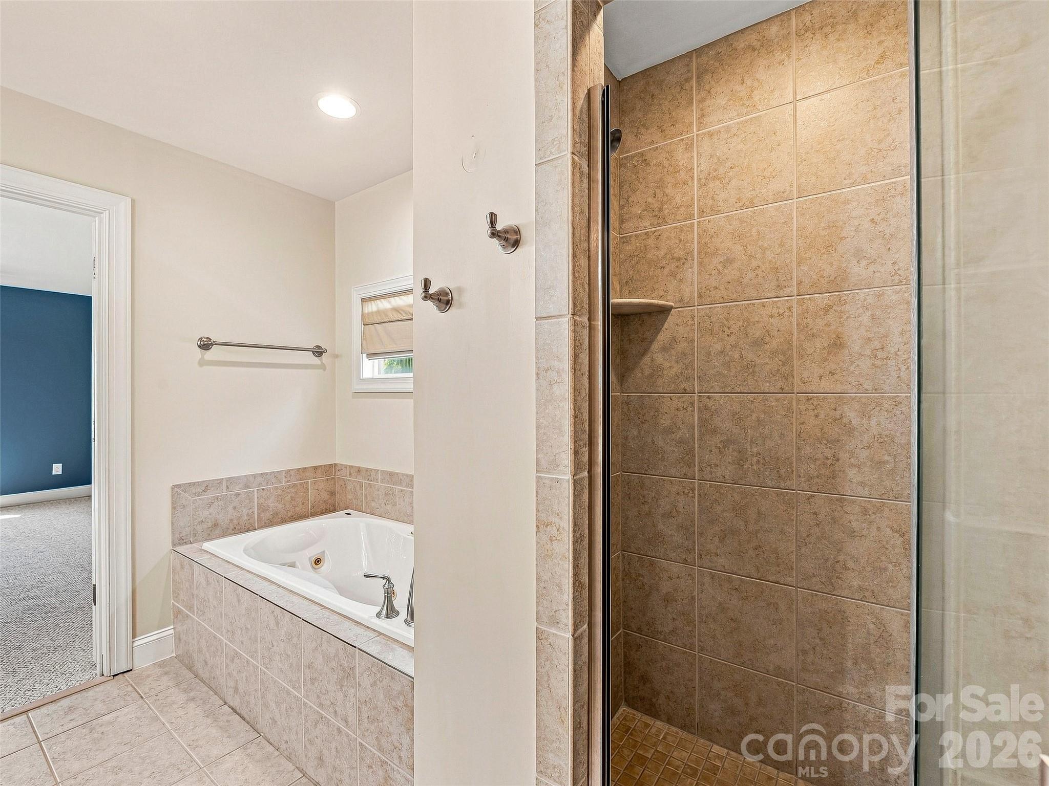 5 Amelia Court — Arden