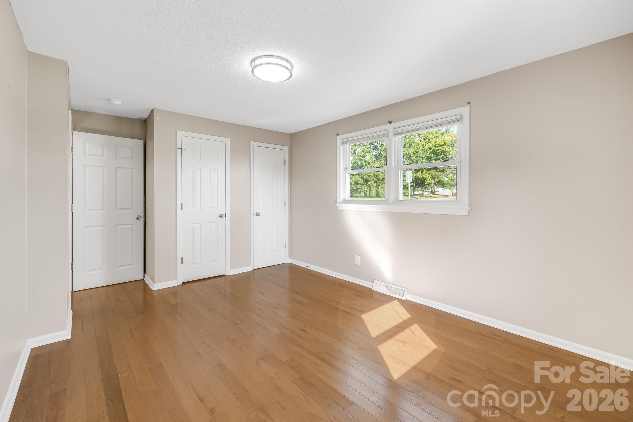 409 Oak Street Extension #40 — Forest City