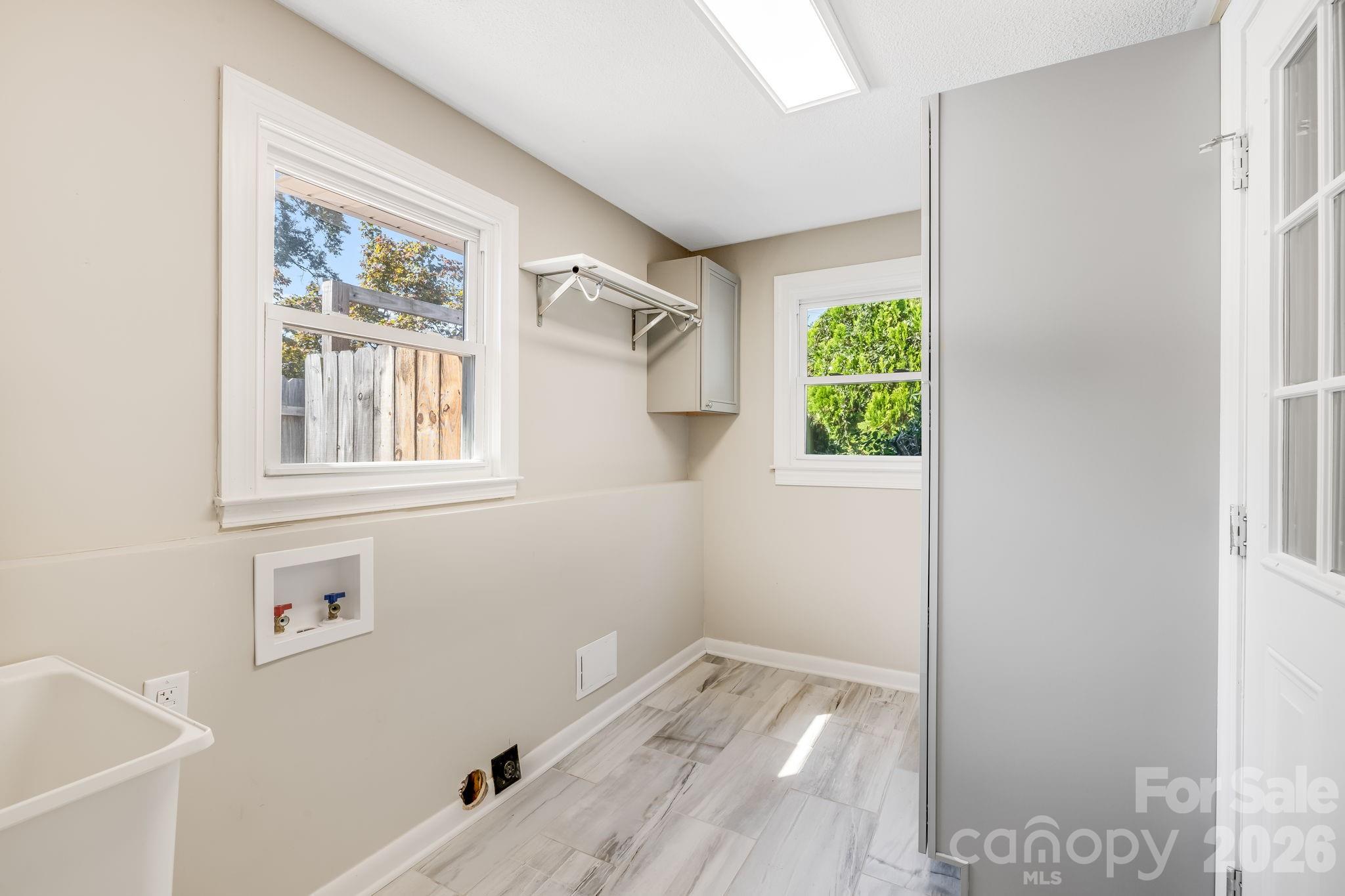 409 Oak Street Extension #40 — Forest City