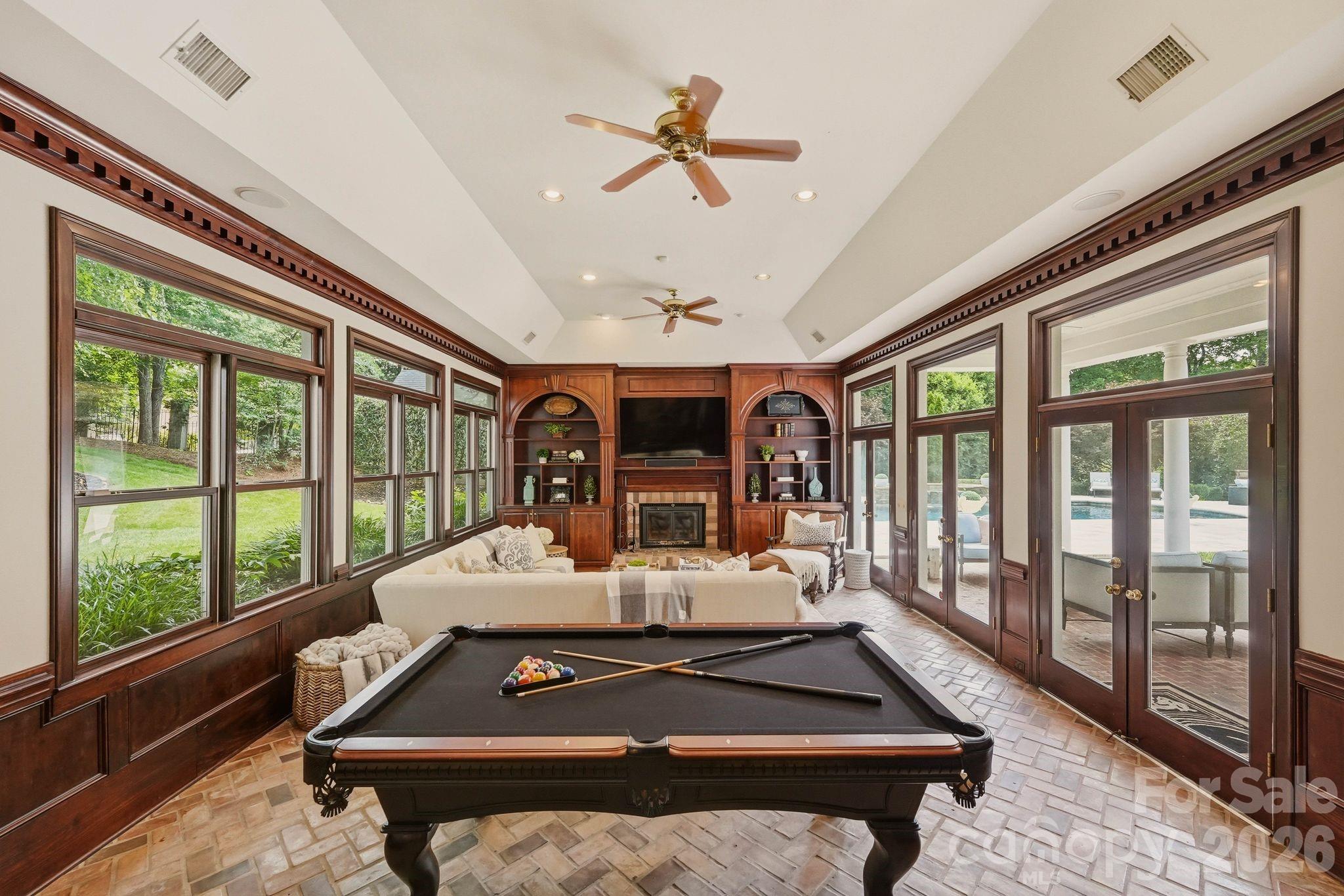 2611 Oakmeade Drive — Charlotte