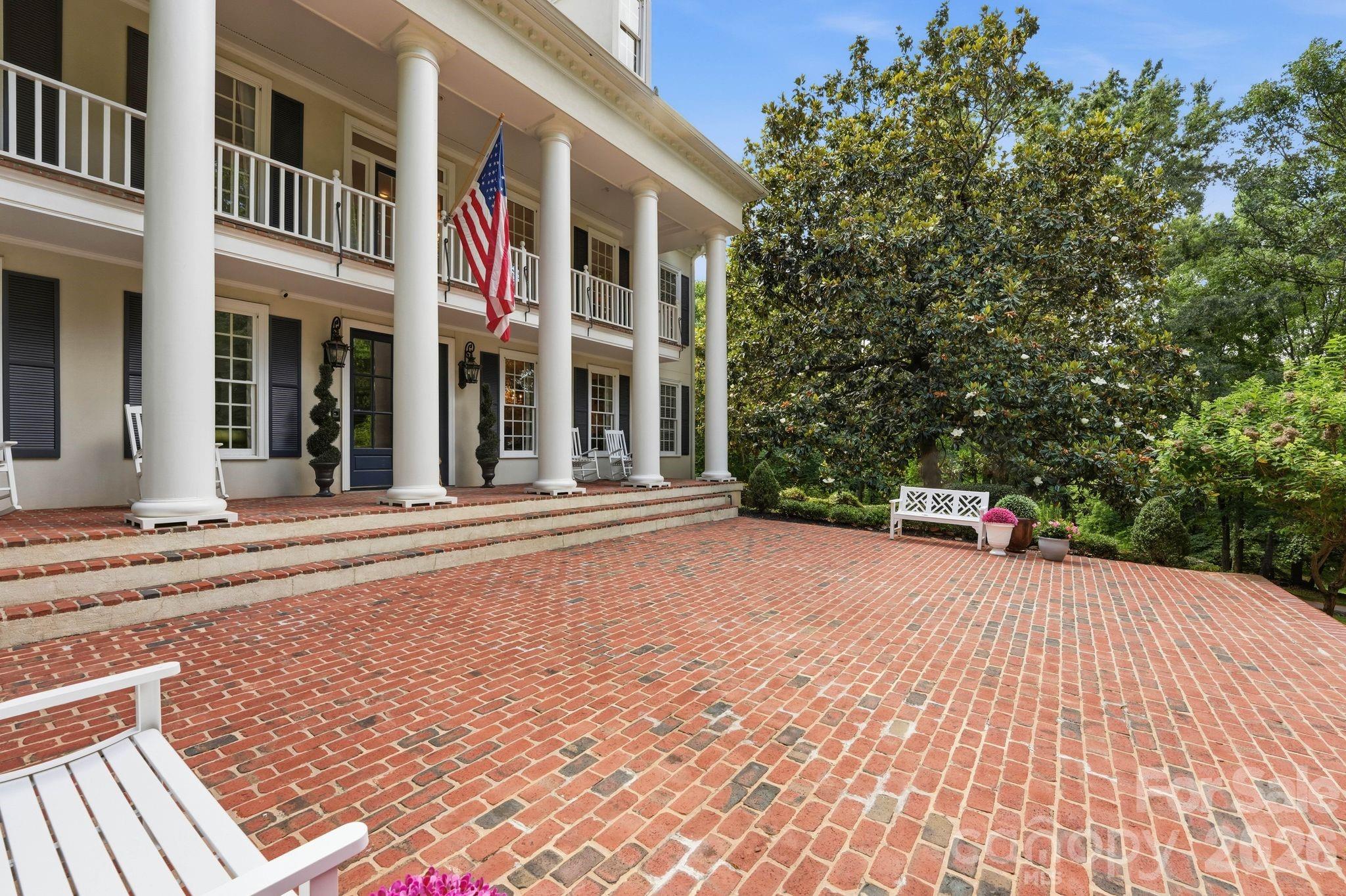 2611 Oakmeade Drive — Charlotte