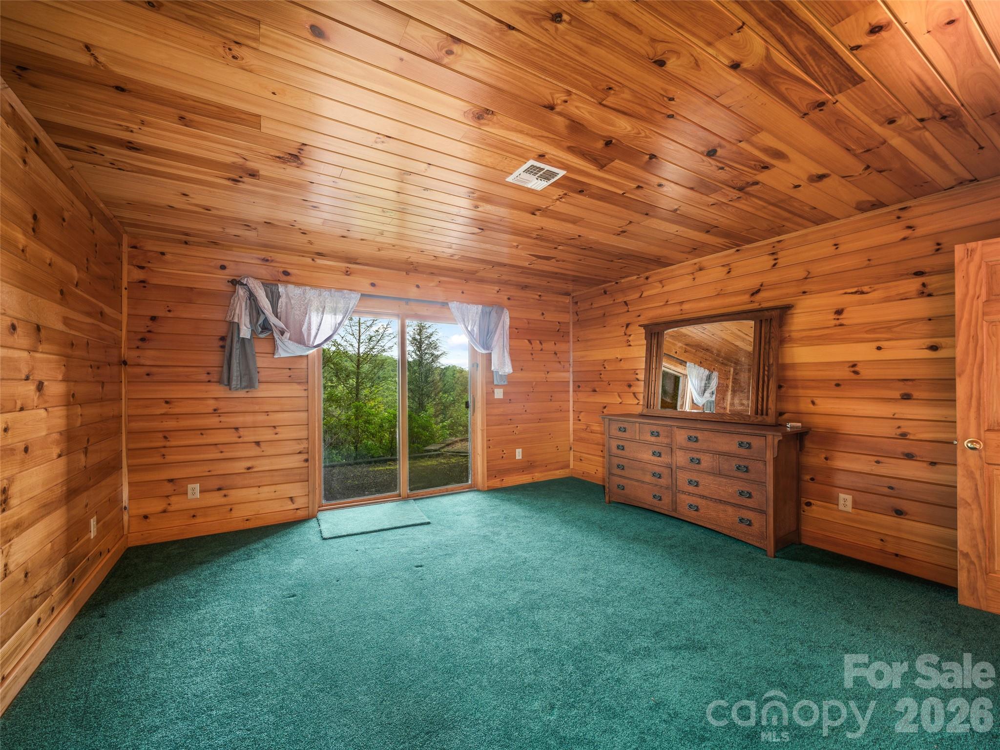 156 Winterstar Loop — Burnsville