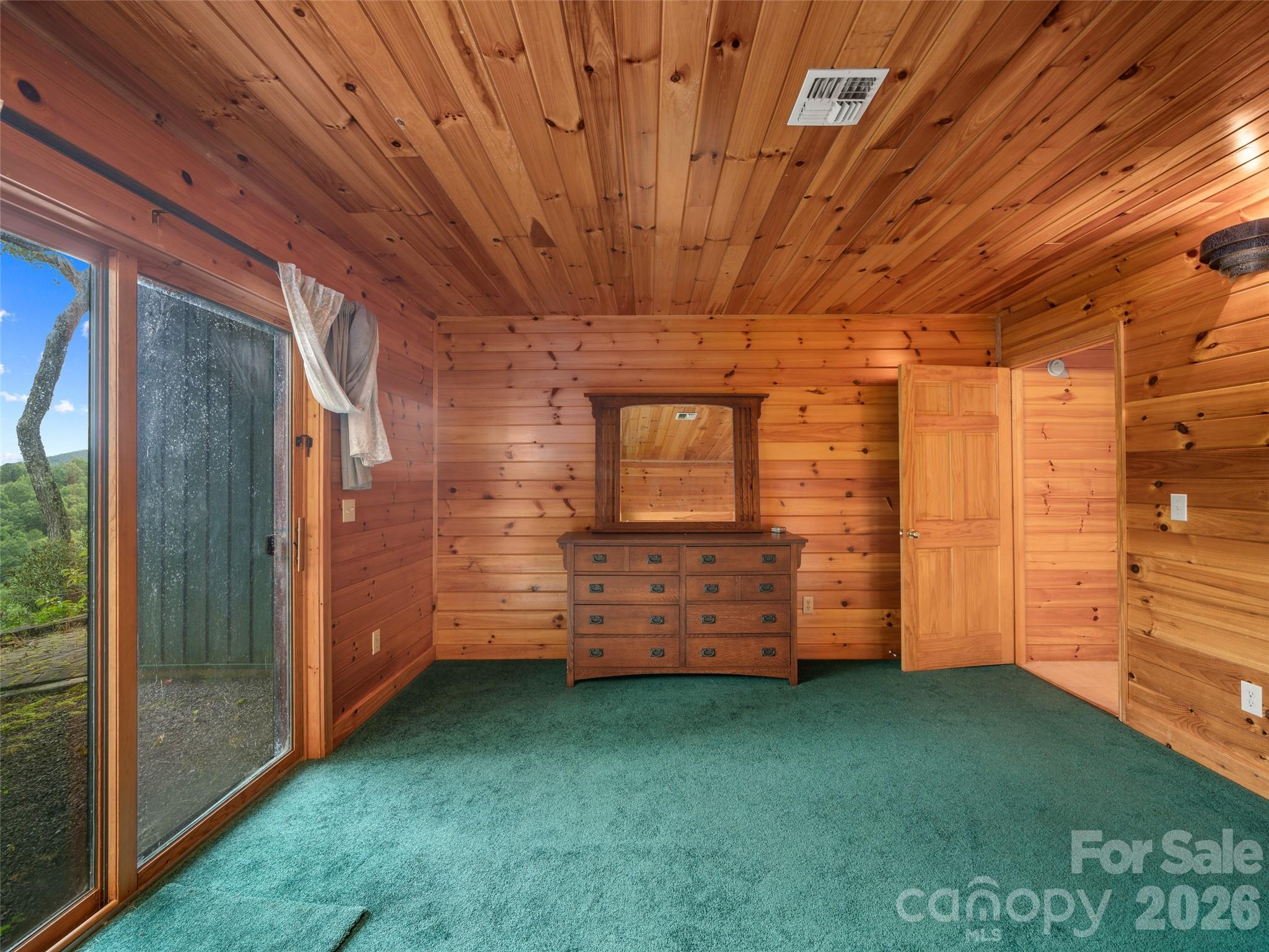 156 Winterstar Loop — Burnsville