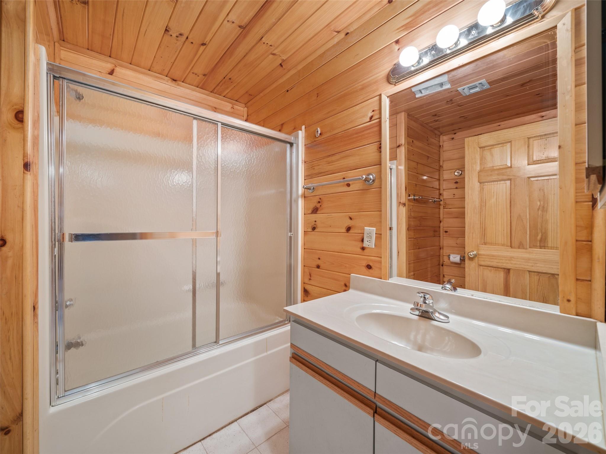156 Winterstar Loop — Burnsville