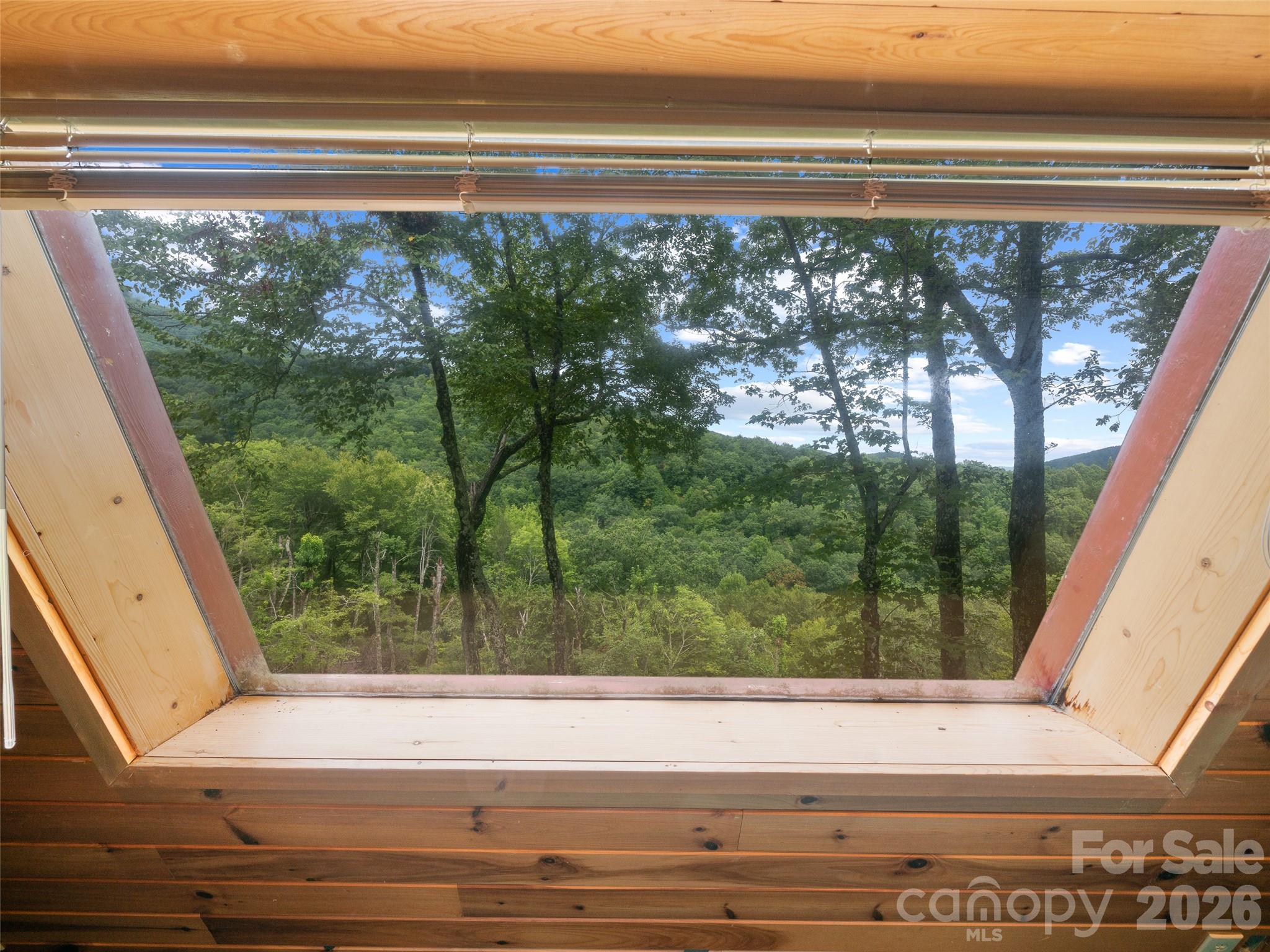 156 Winterstar Loop — Burnsville