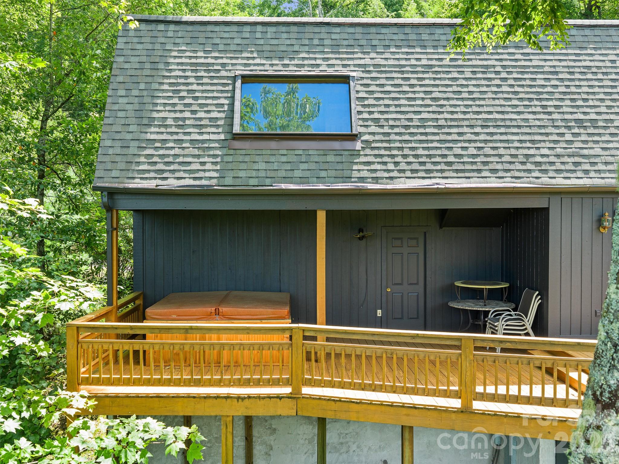 156 Winterstar Loop — Burnsville