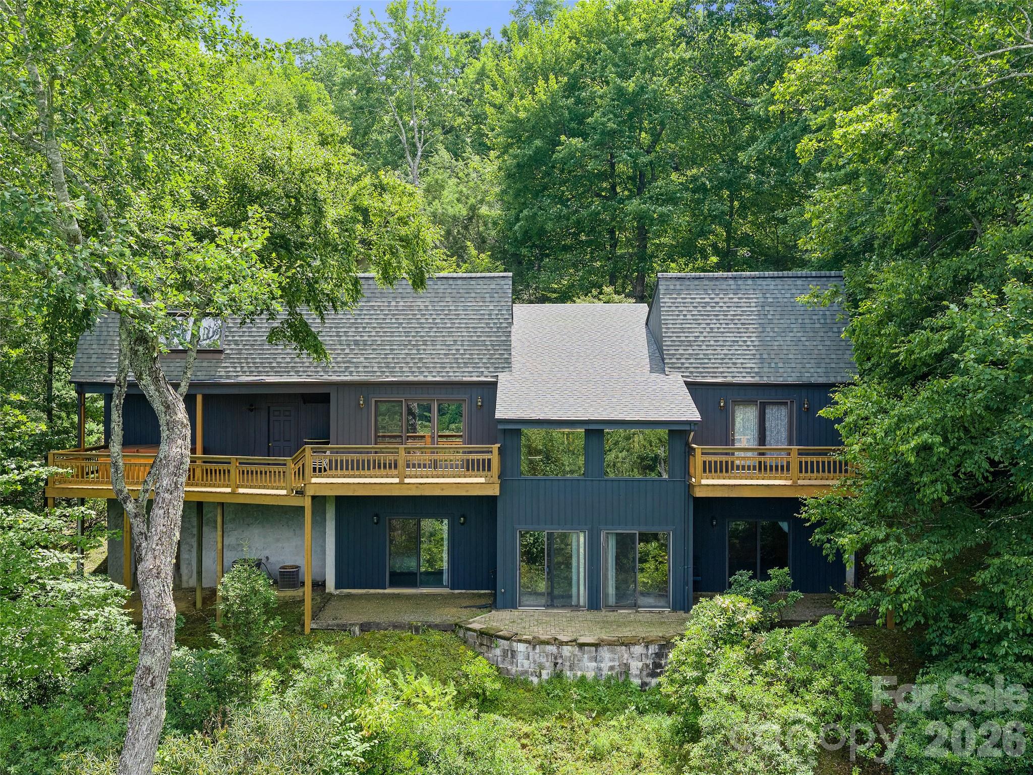 156 Winterstar Loop — Burnsville
