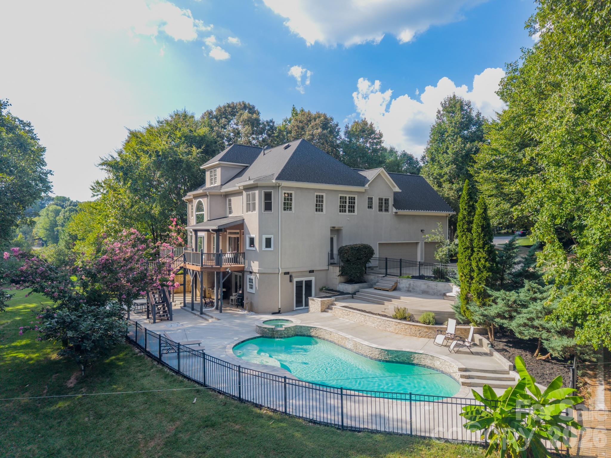 2006 Sandy Pond Lane — Waxhaw