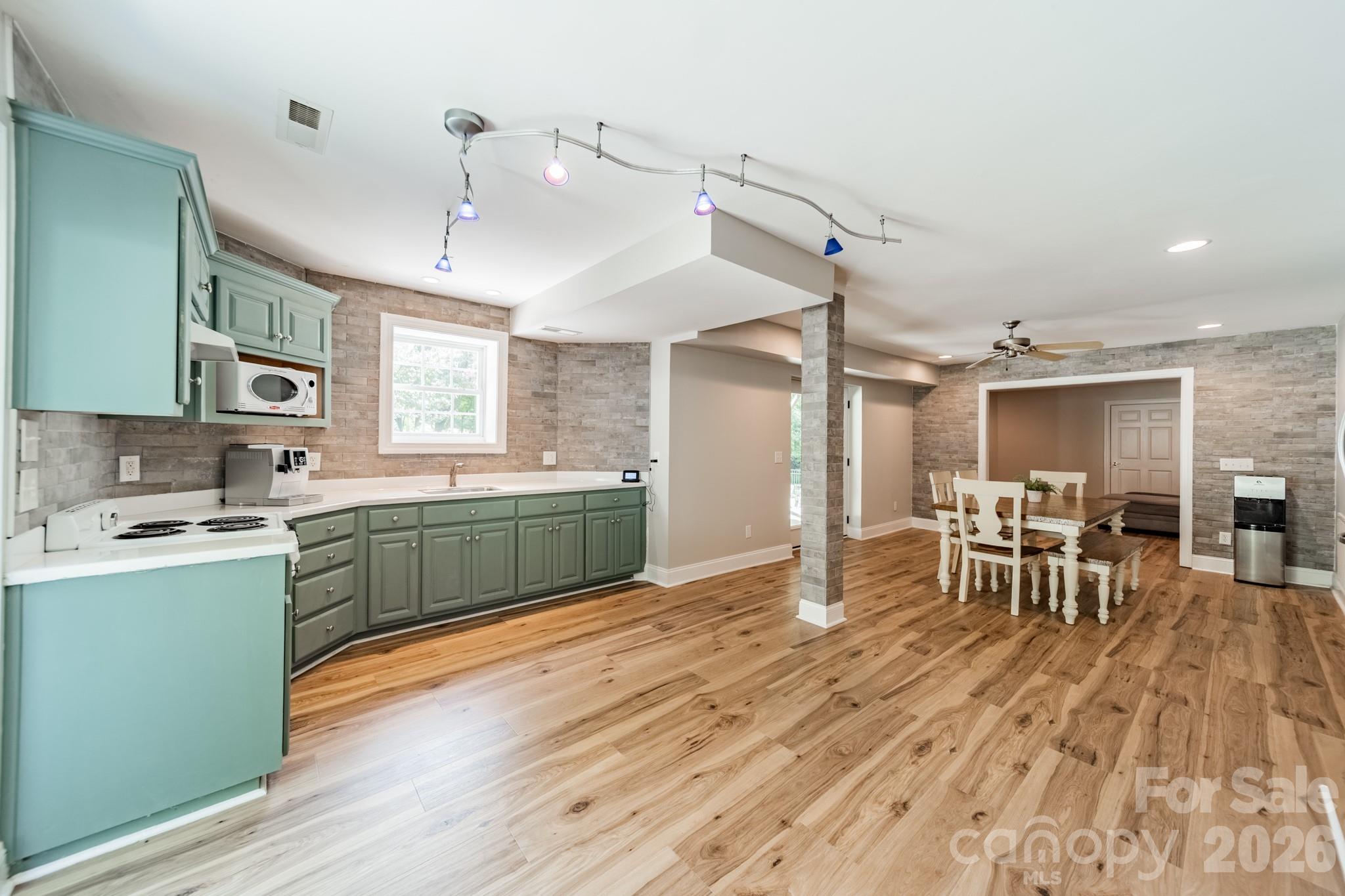 2006 Sandy Pond Lane — Waxhaw