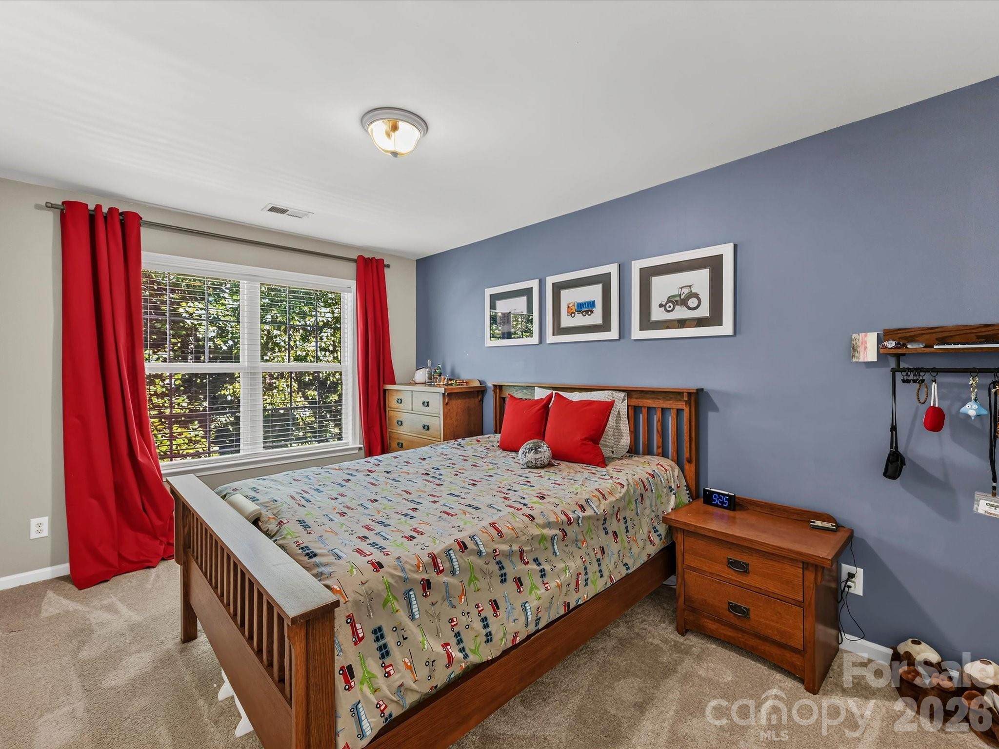 150 W Cavendish Drive — Mooresville
