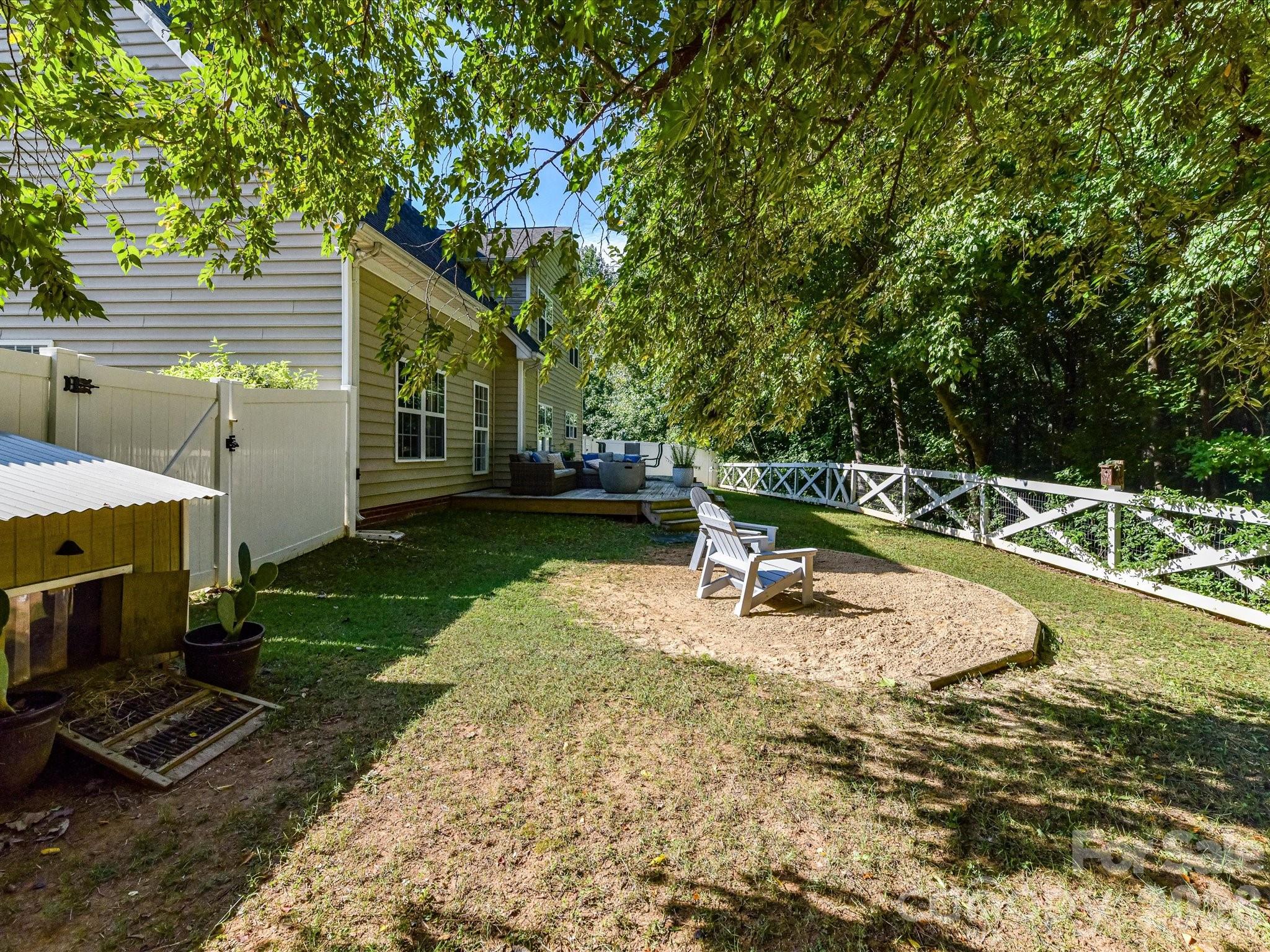 150 W Cavendish Drive — Mooresville