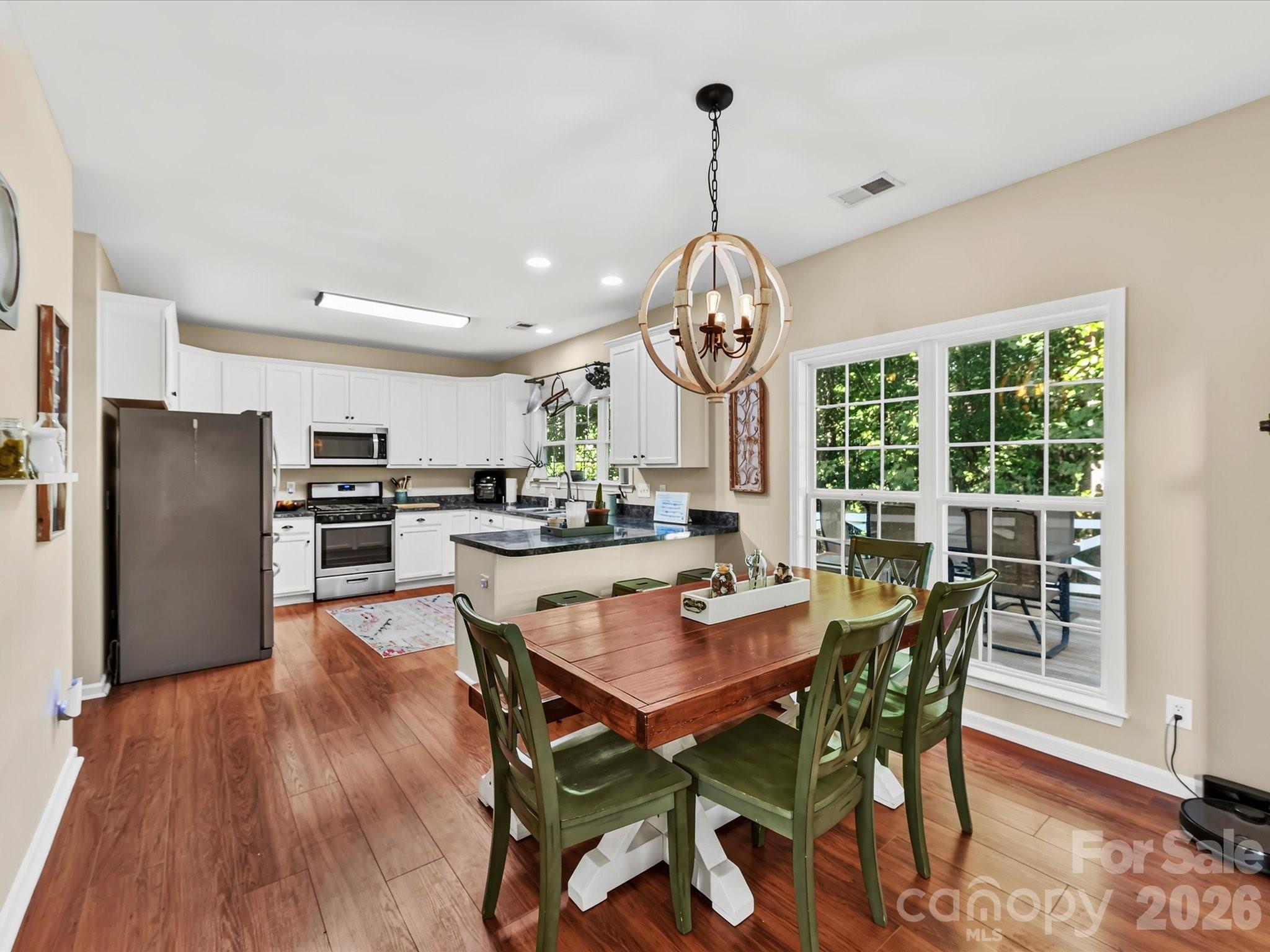 150 W Cavendish Drive — Mooresville