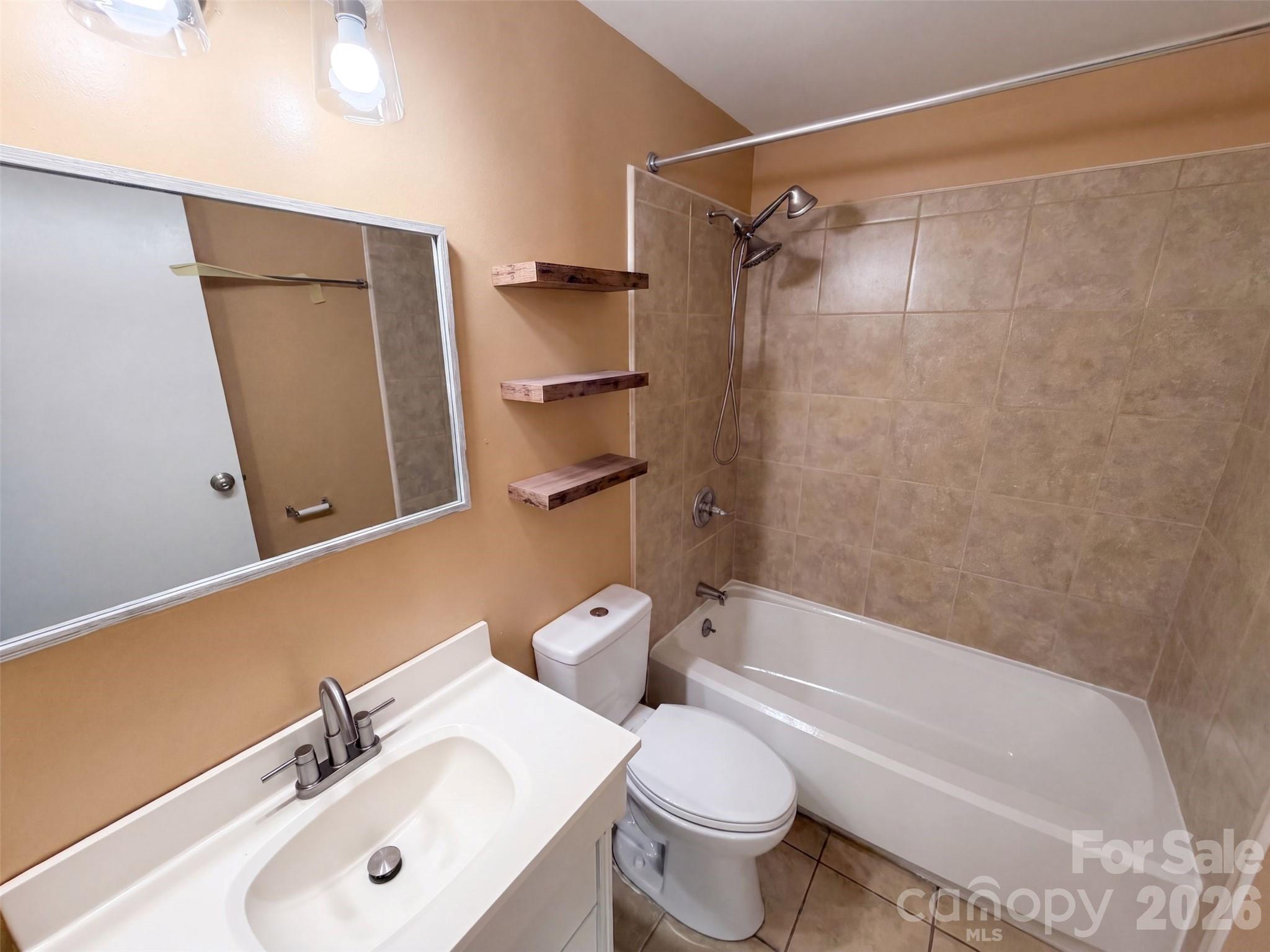 3618 Gustar Court — Charlotte
