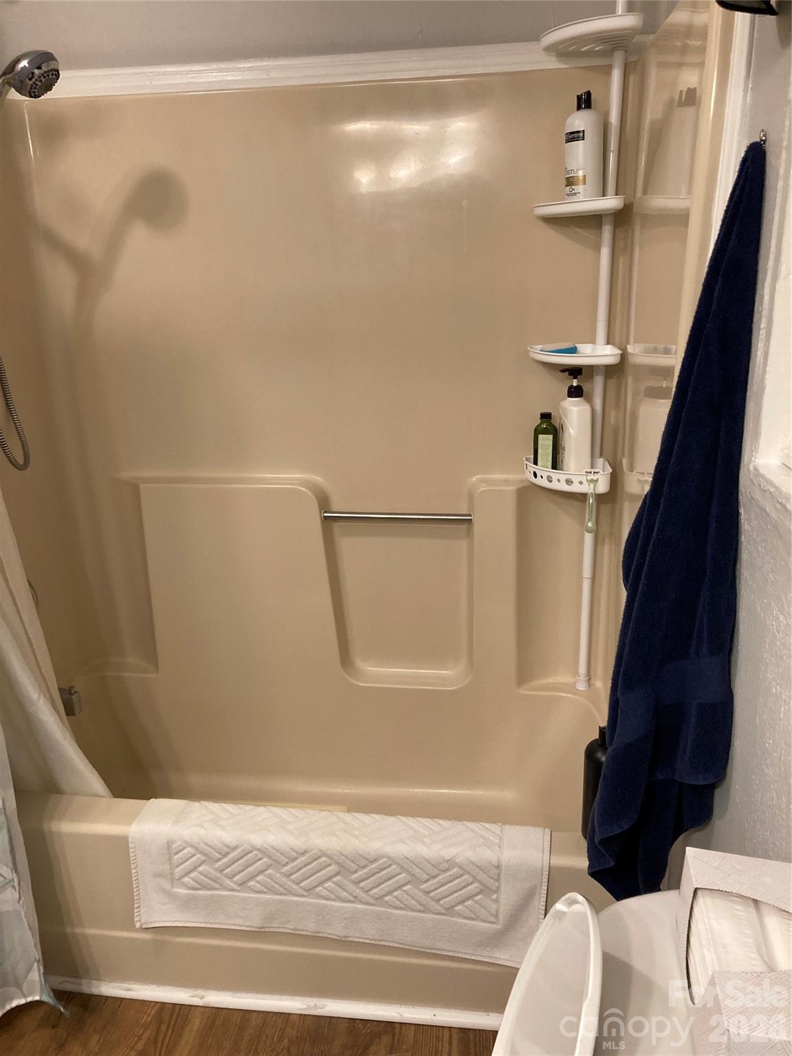 216 Auten Circle — Mount Holly