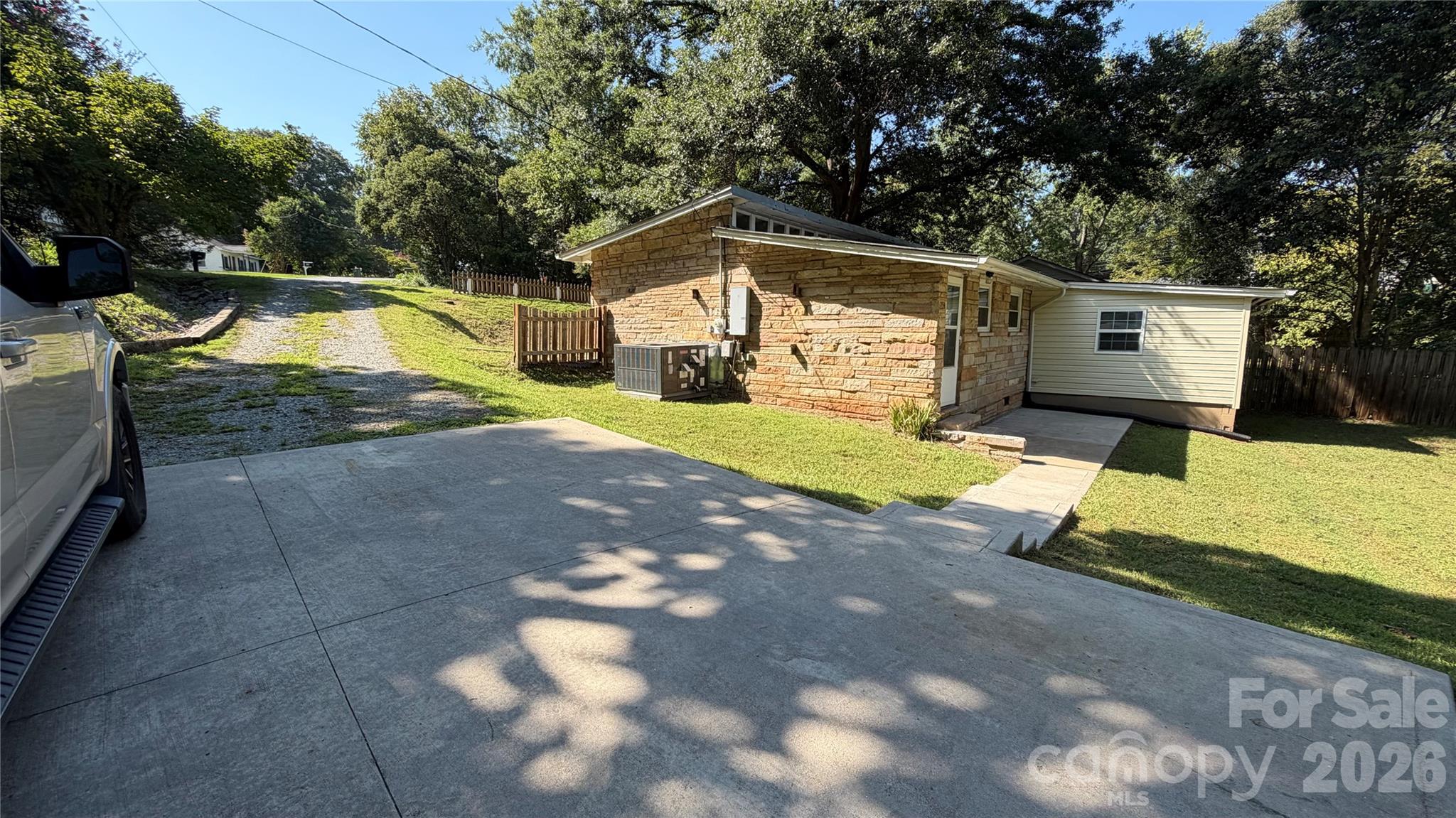 216 Auten Circle — Mount Holly