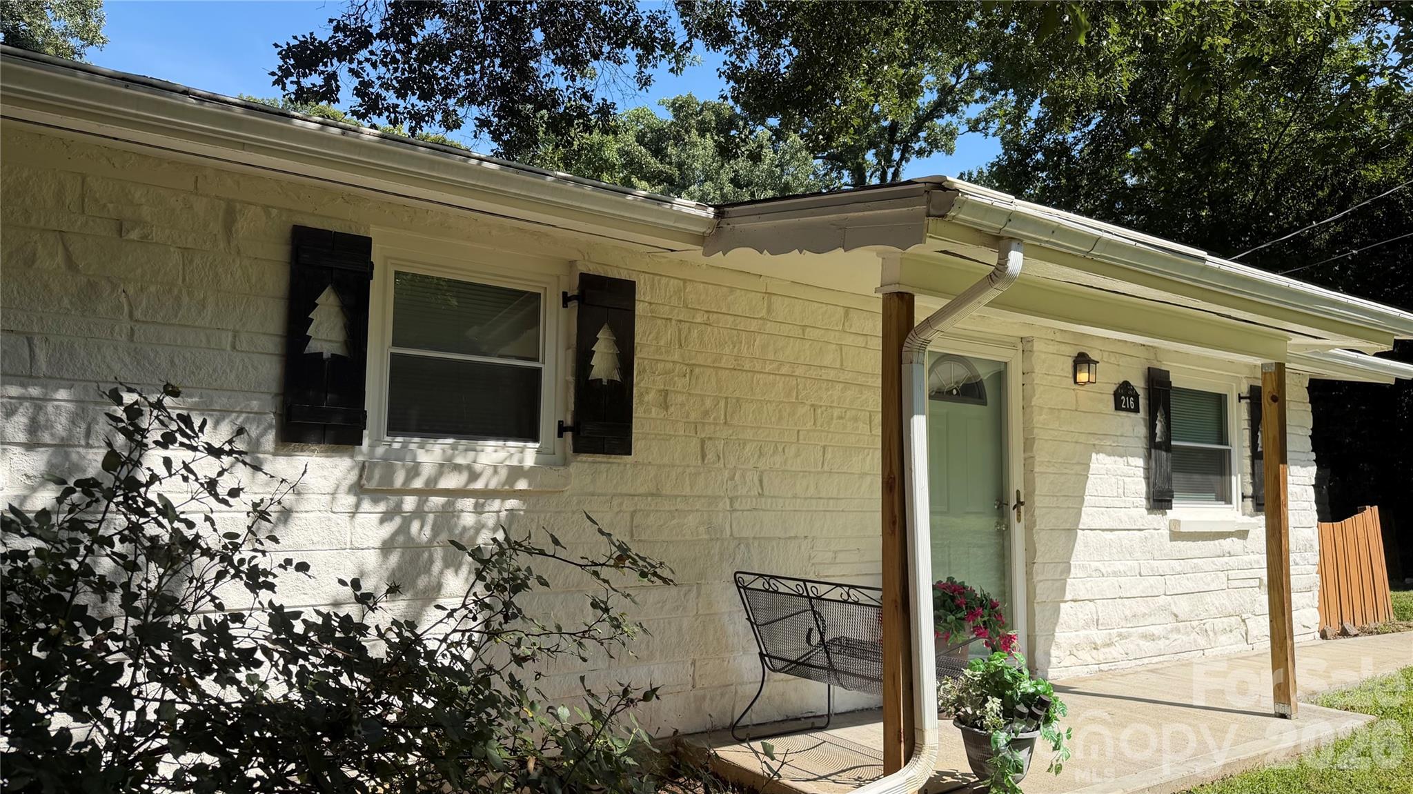 216 Auten Circle — Mount Holly