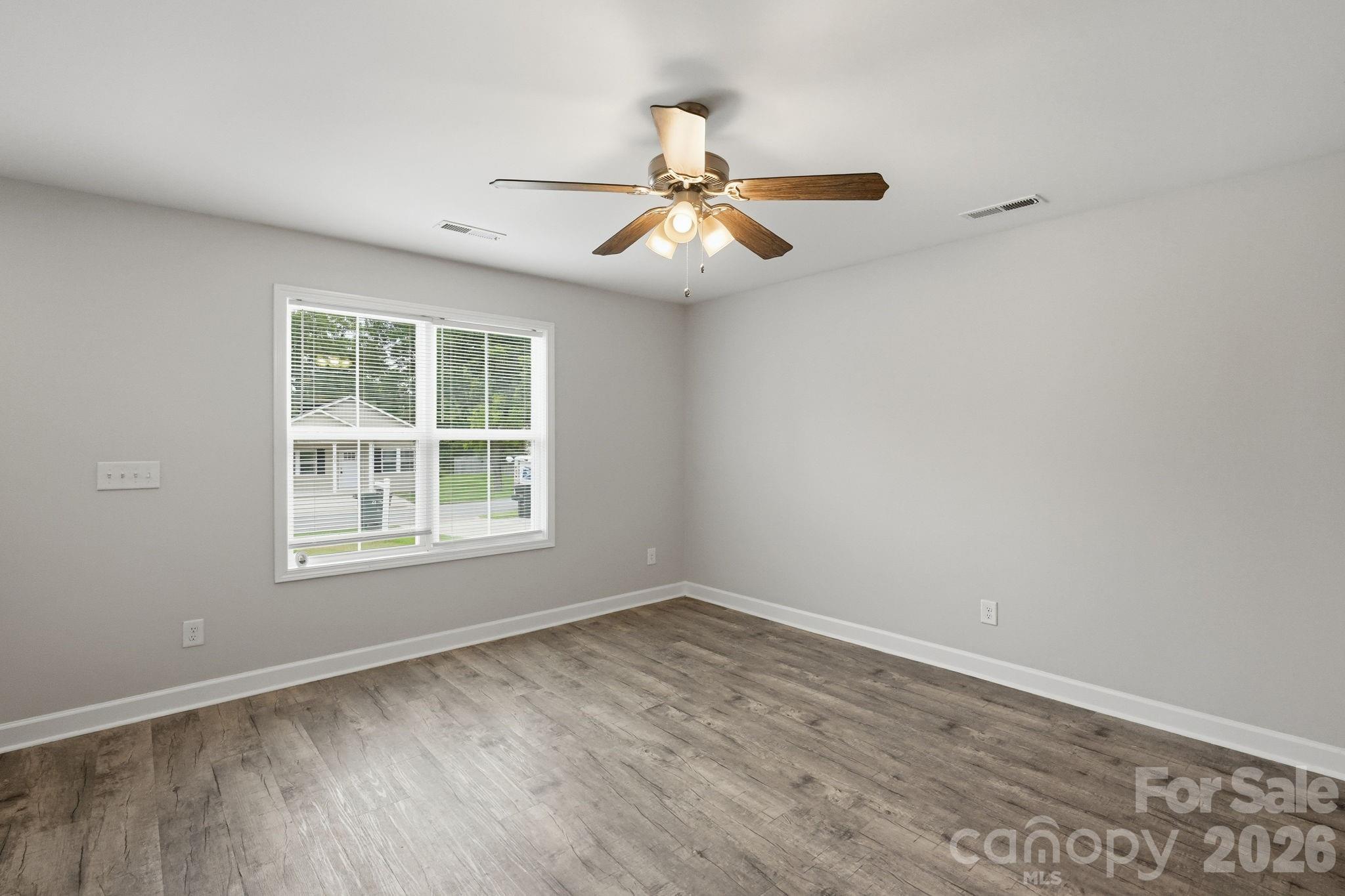 401 Skyland Avenue — Charlotte