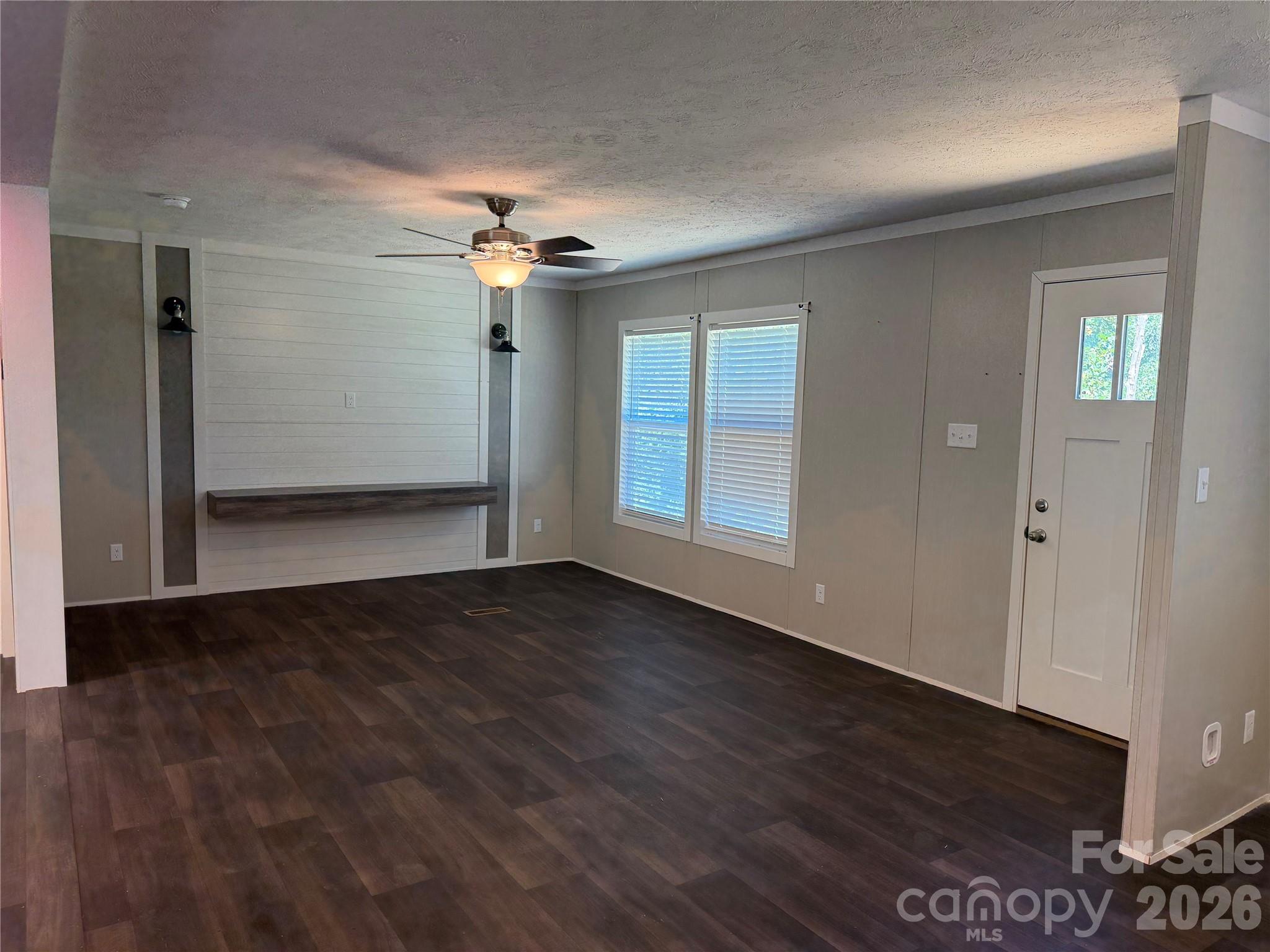 66 Neely Drive — Hendersonville
