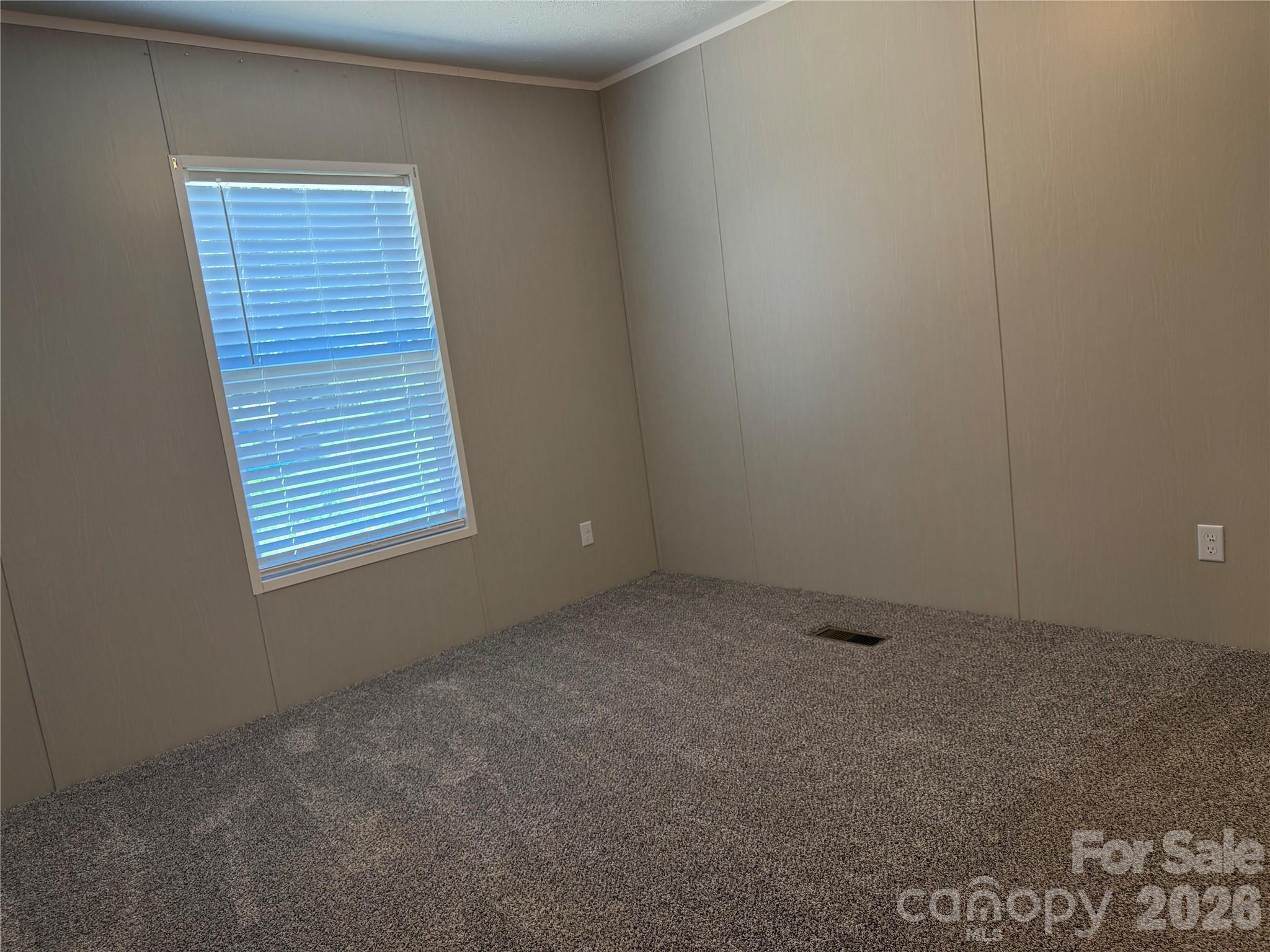 66 Neely Drive — Hendersonville