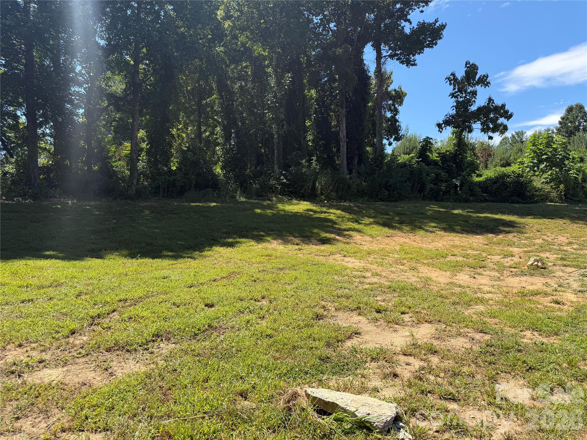 66 Neely Drive — Hendersonville