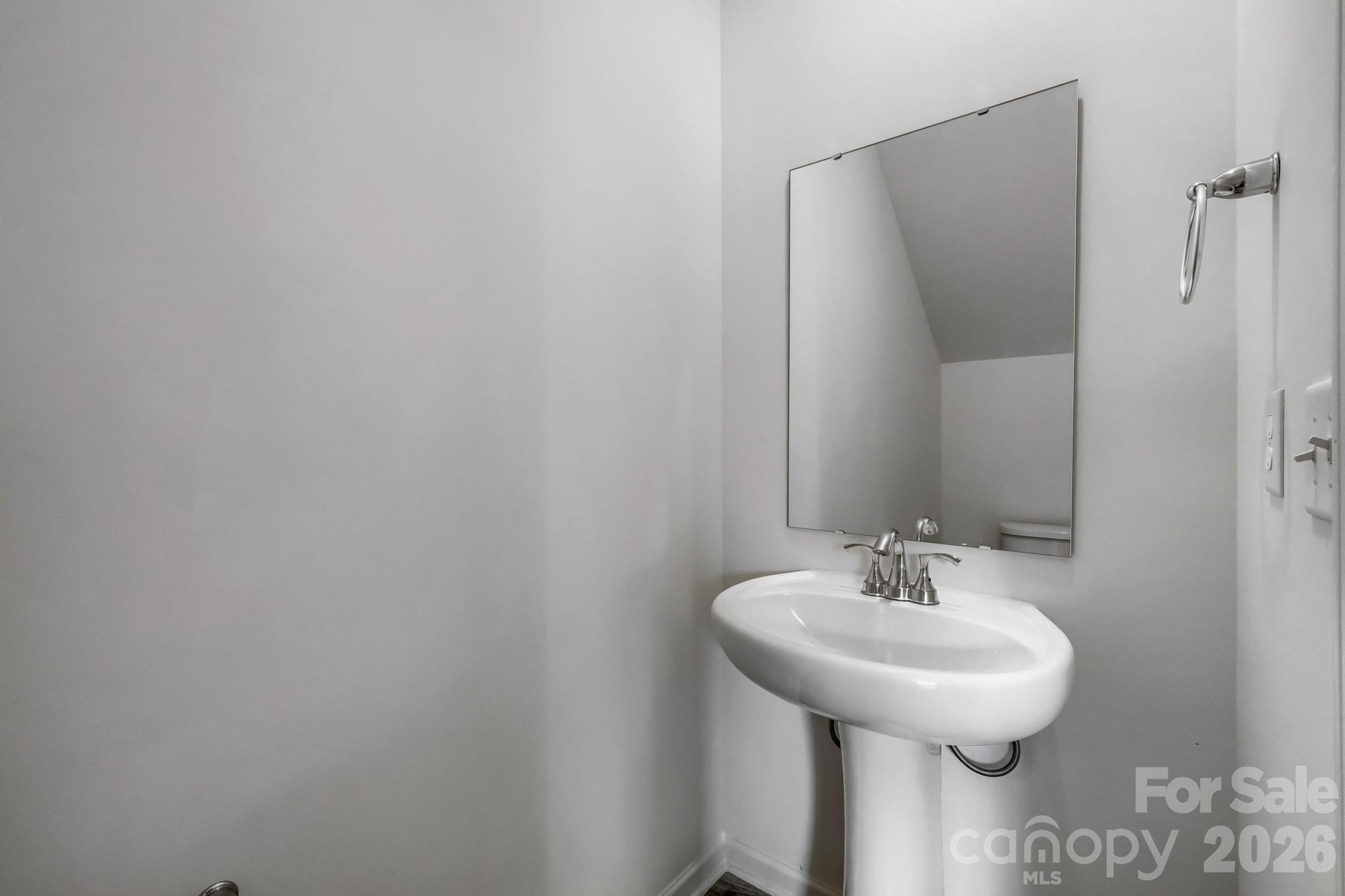 111 Carrisa Lane — Troutman
