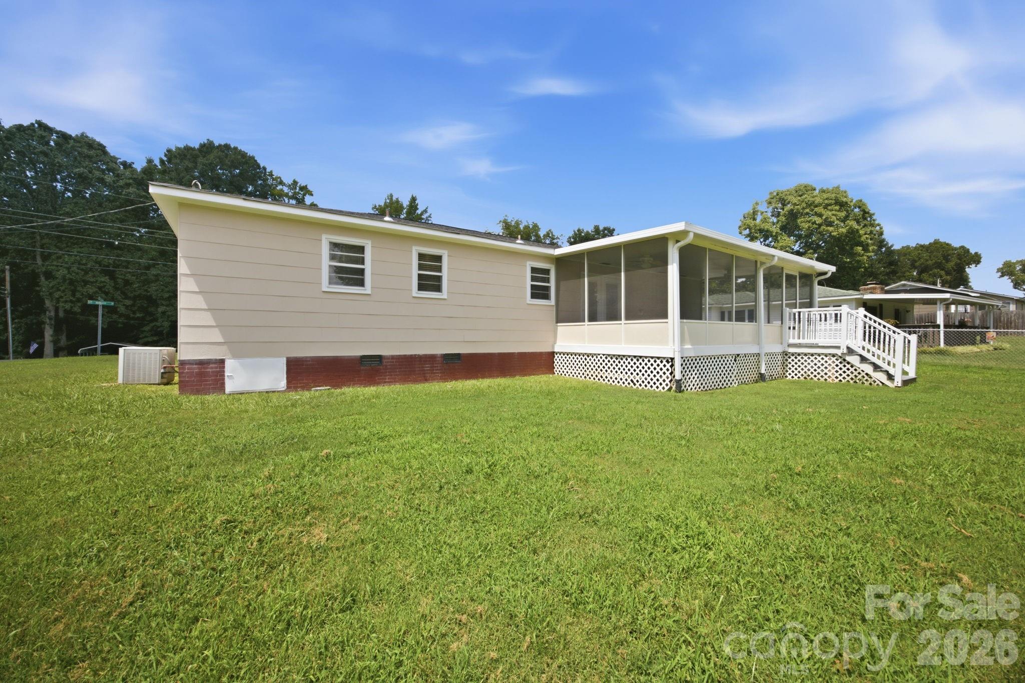 100 Abernathy Street — Mount Holly
