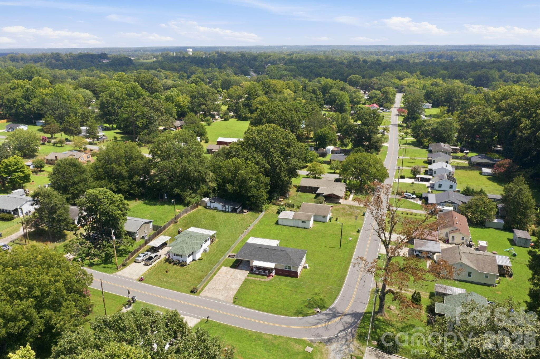 100 Abernathy Street — Mount Holly