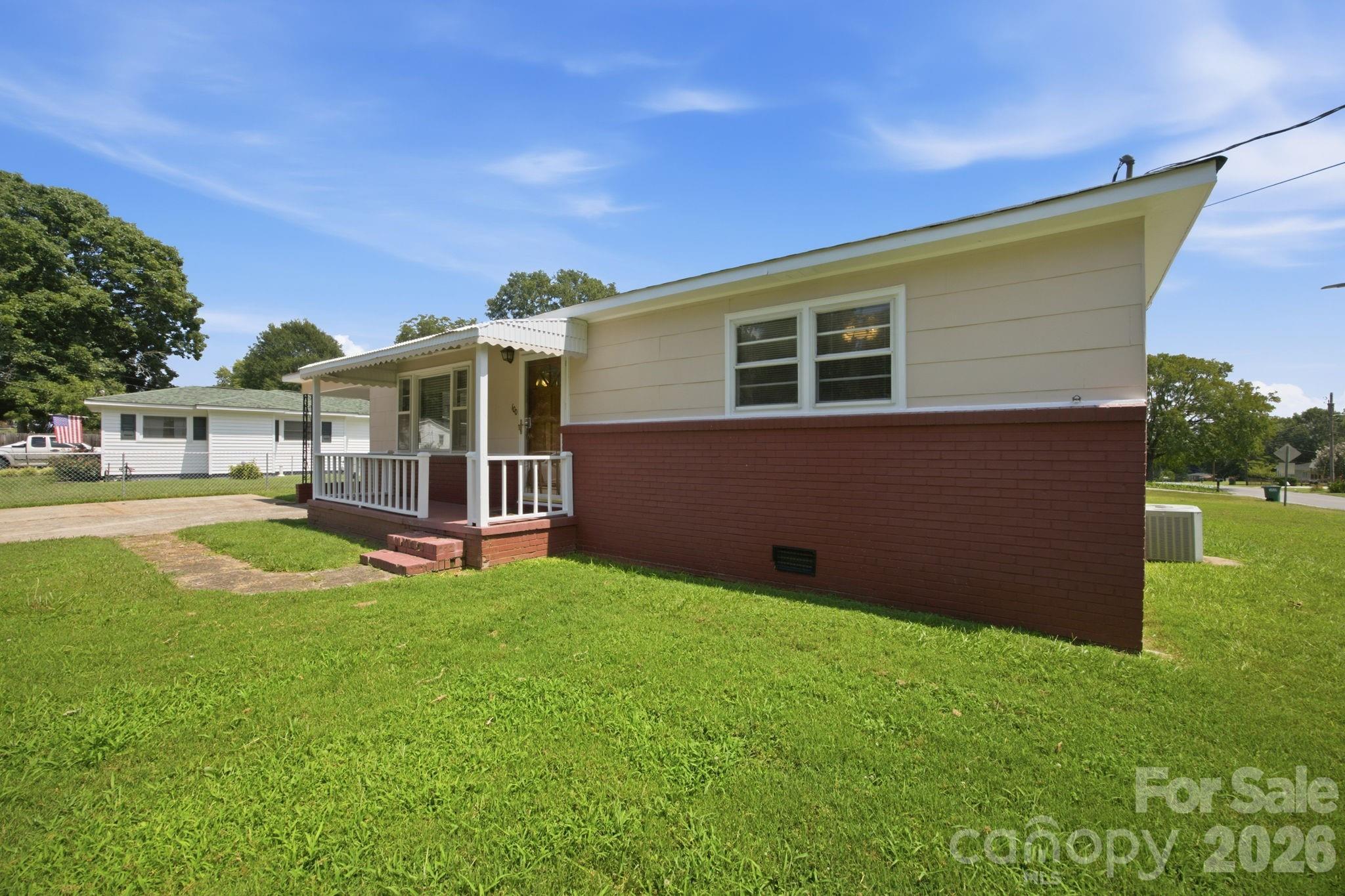 100 Abernathy Street — Mount Holly