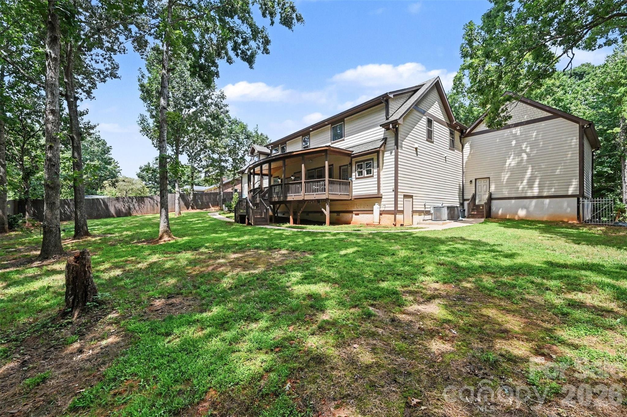 14832 Brighton Place — Charlotte