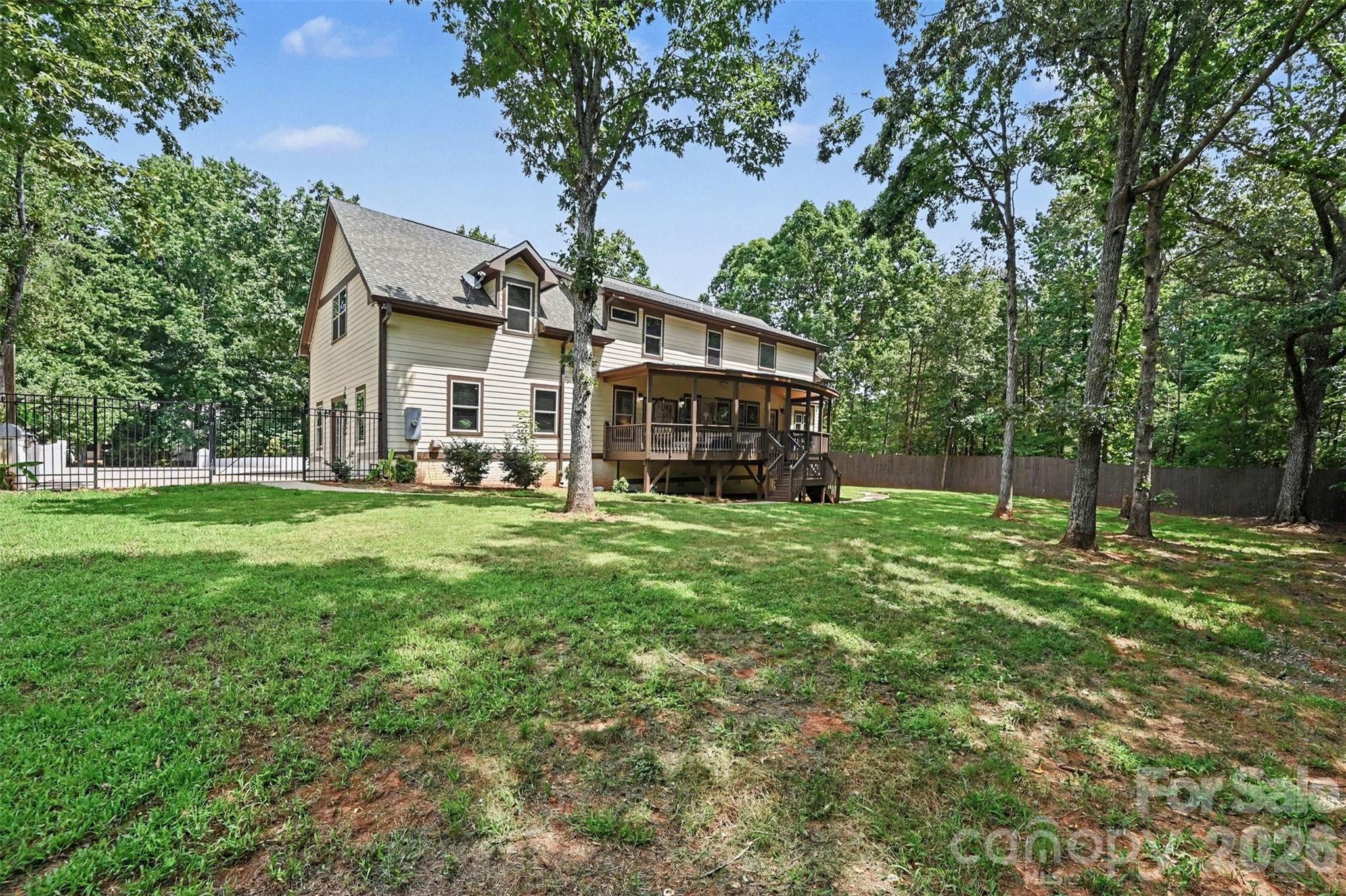 14832 Brighton Place — Charlotte