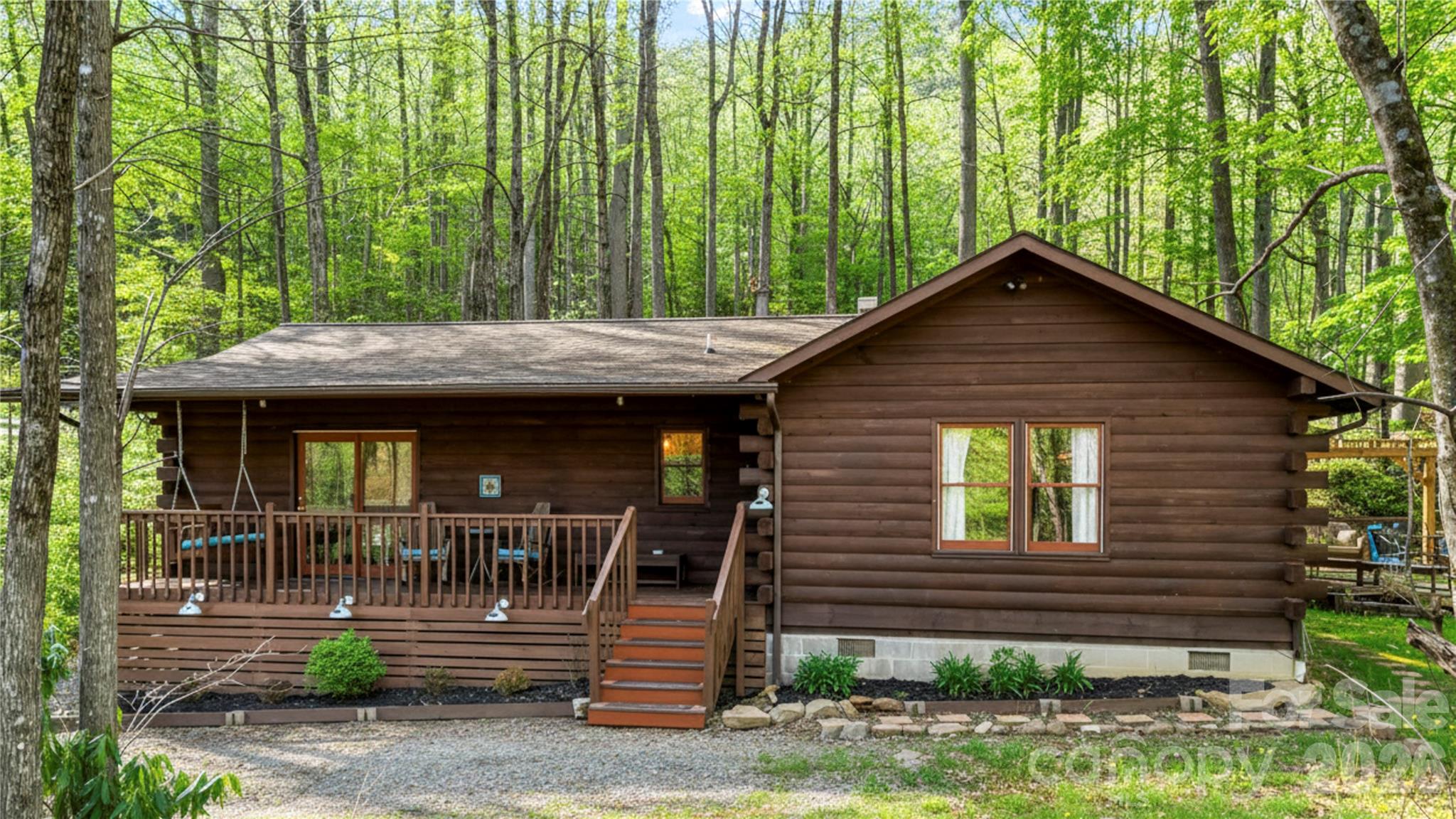 398 Locust Drive — Maggie Valley