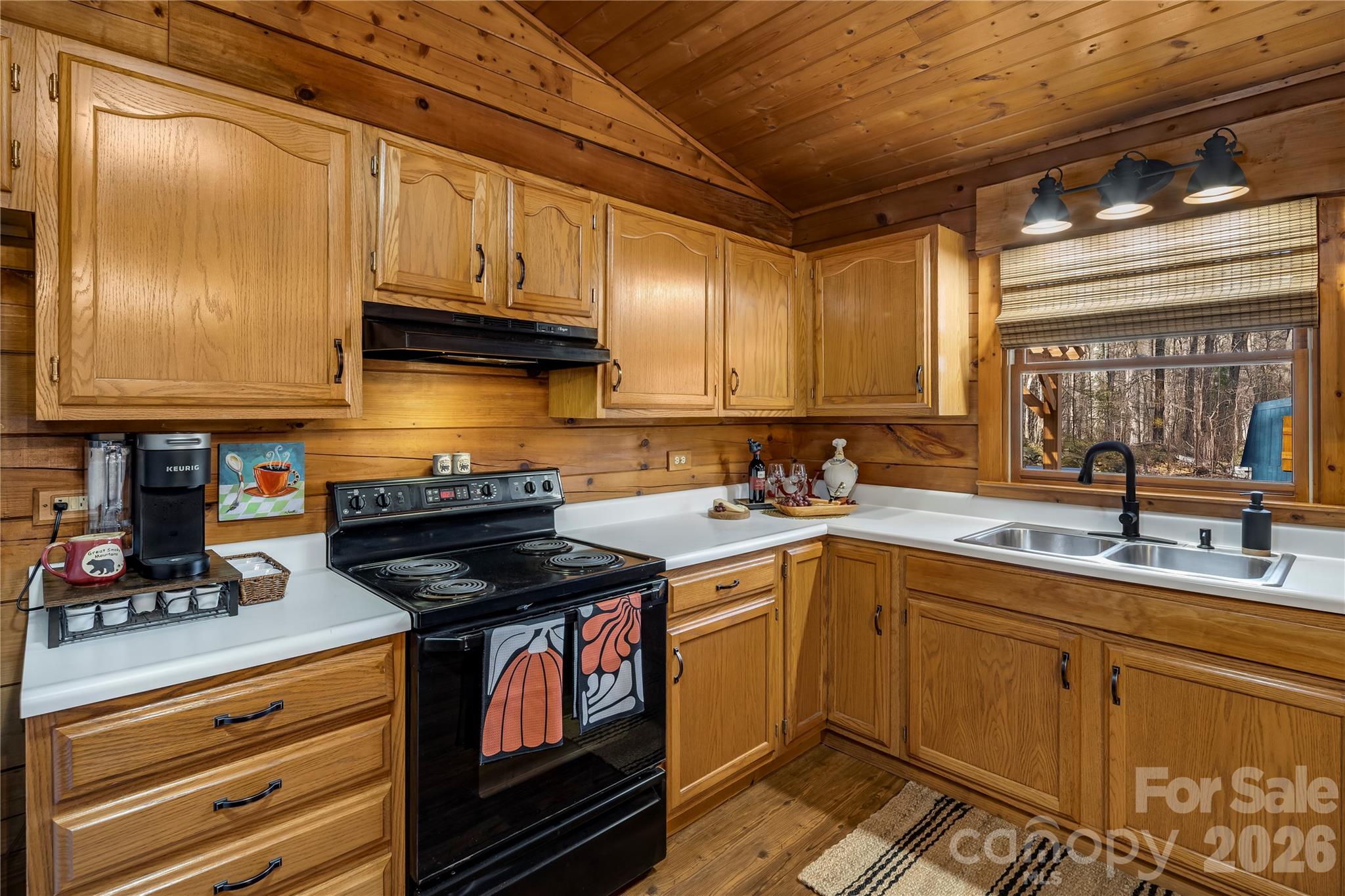 398 Locust Drive — Maggie Valley