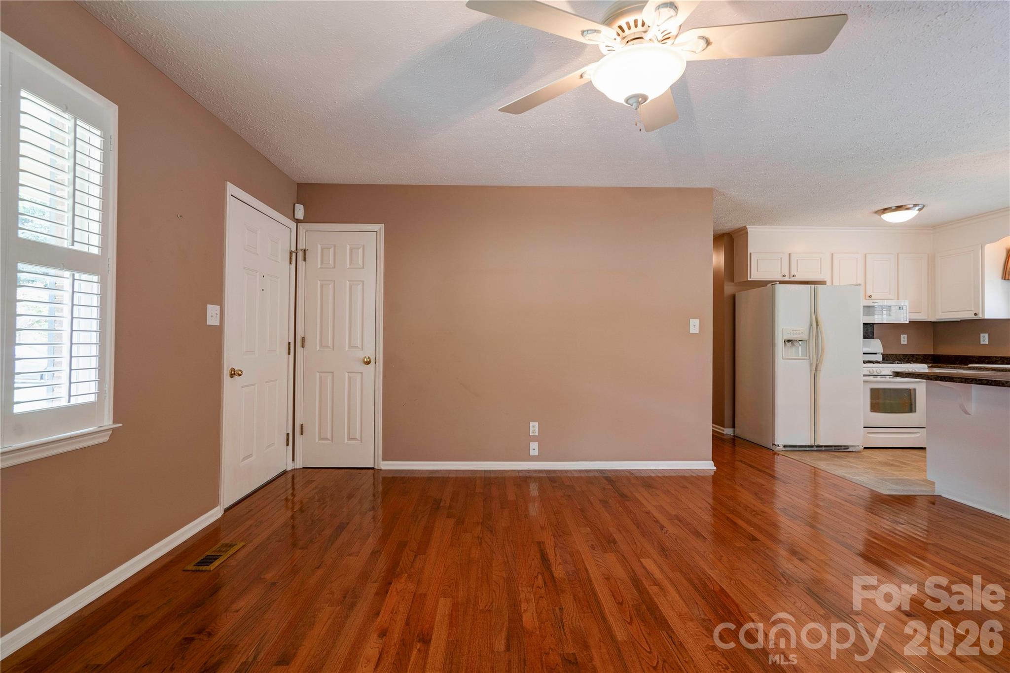 609 Blythe Street — Shelby