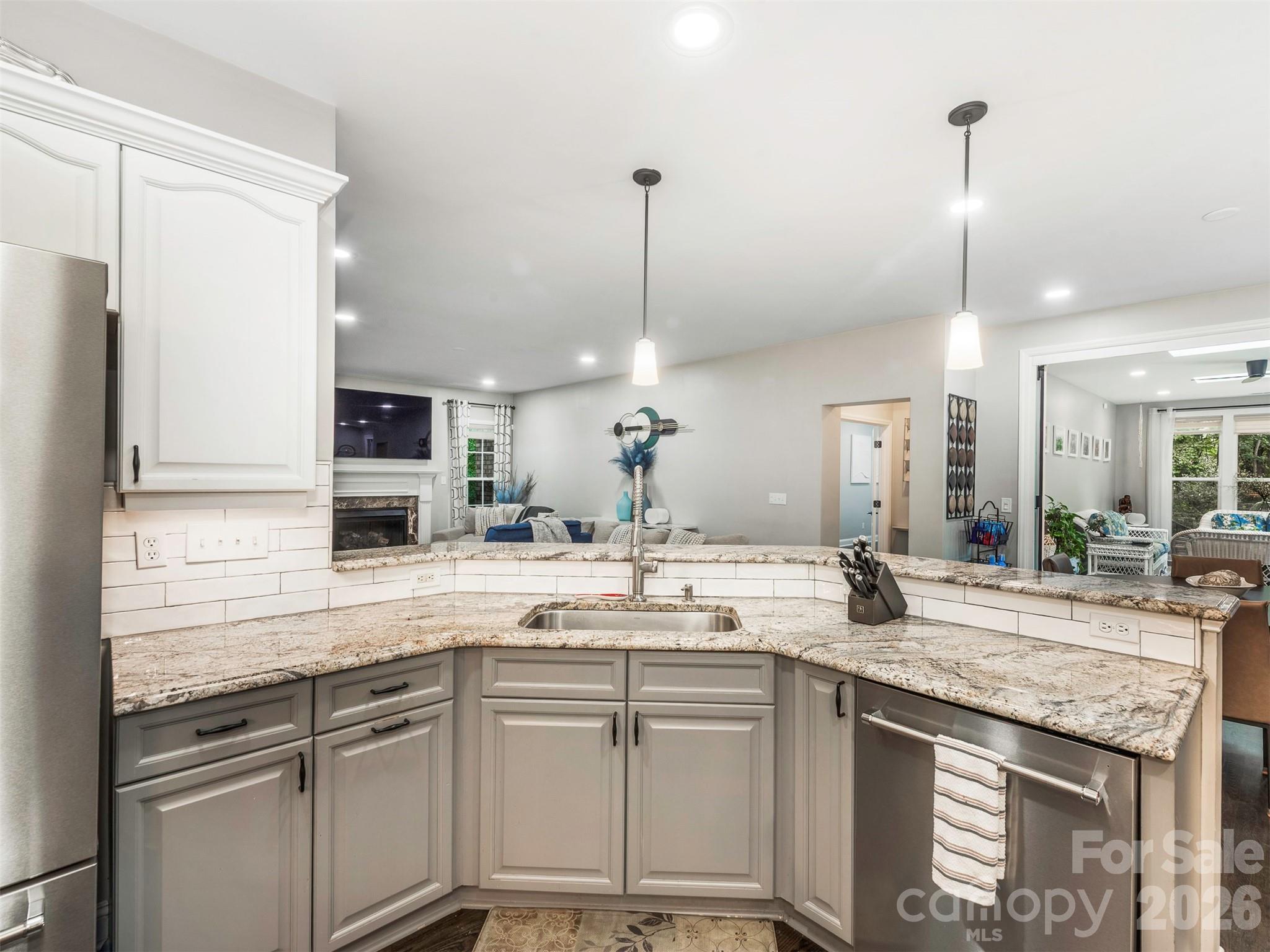 5600 Crown Hill Drive — Mint Hill