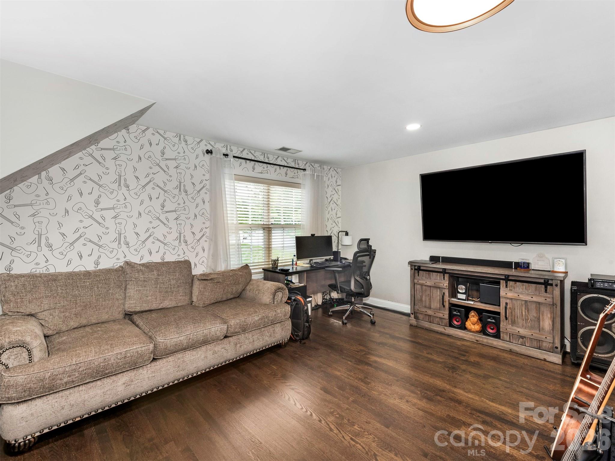 5600 Crown Hill Drive — Mint Hill