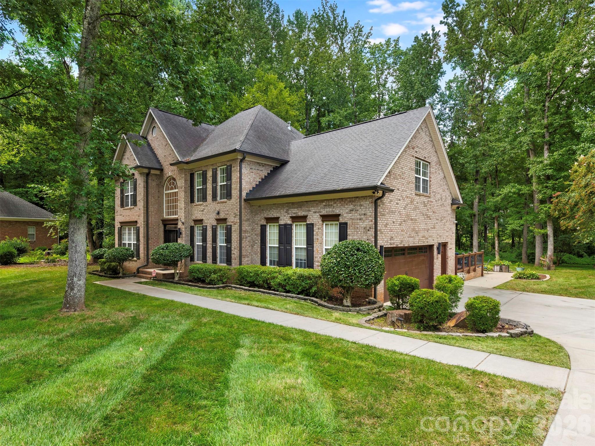 5600 Crown Hill Drive — Mint Hill