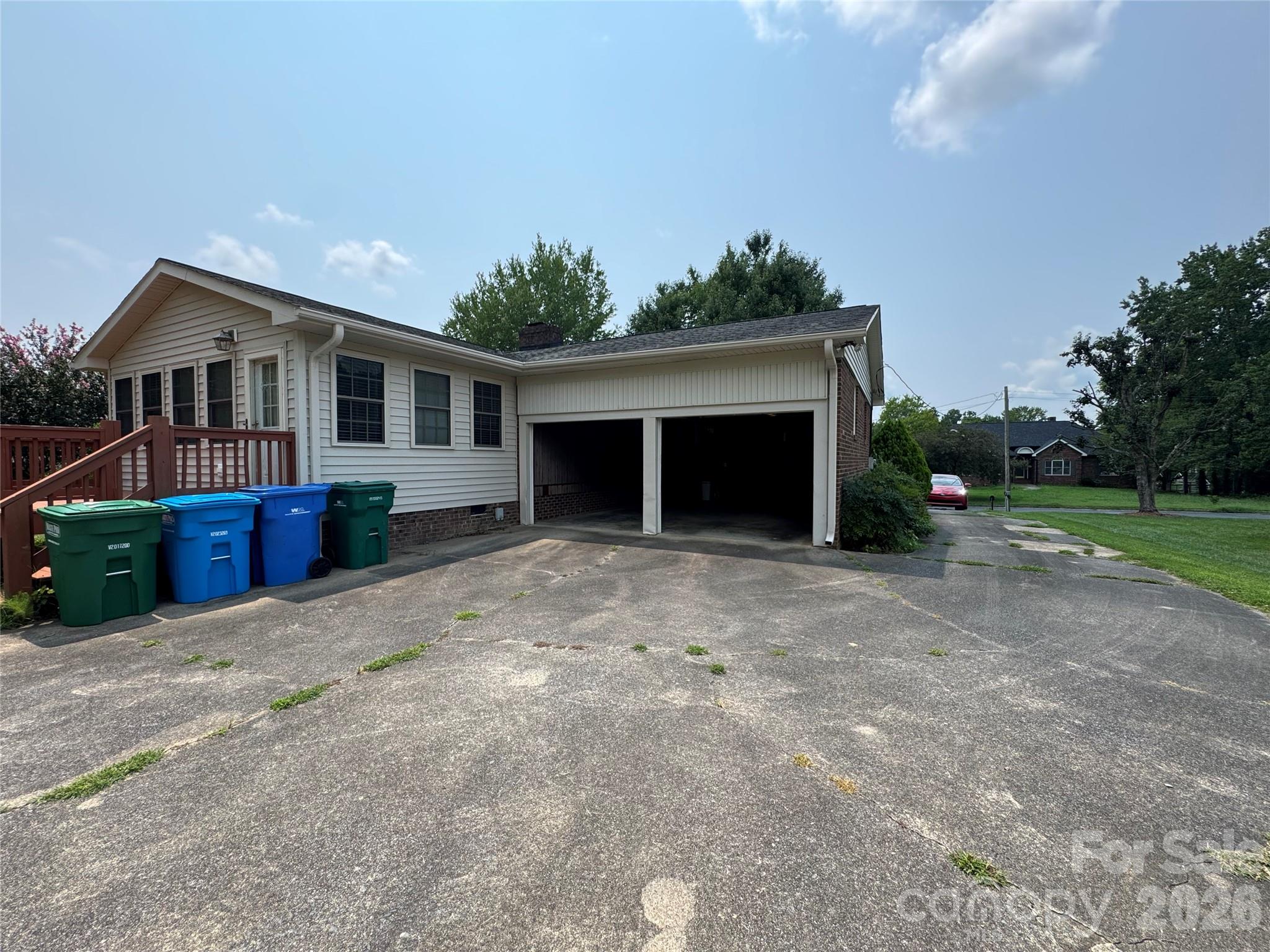 804 Lauras Lane — Albemarle