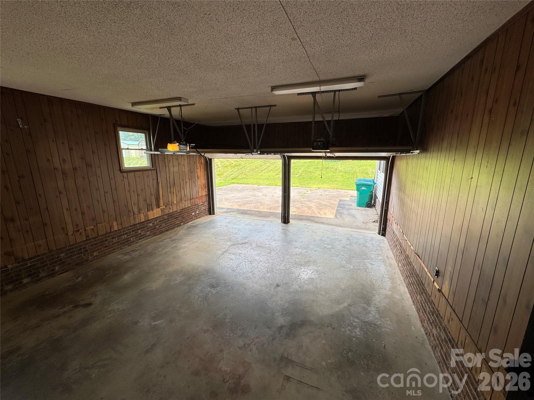 804 Lauras Lane — Albemarle